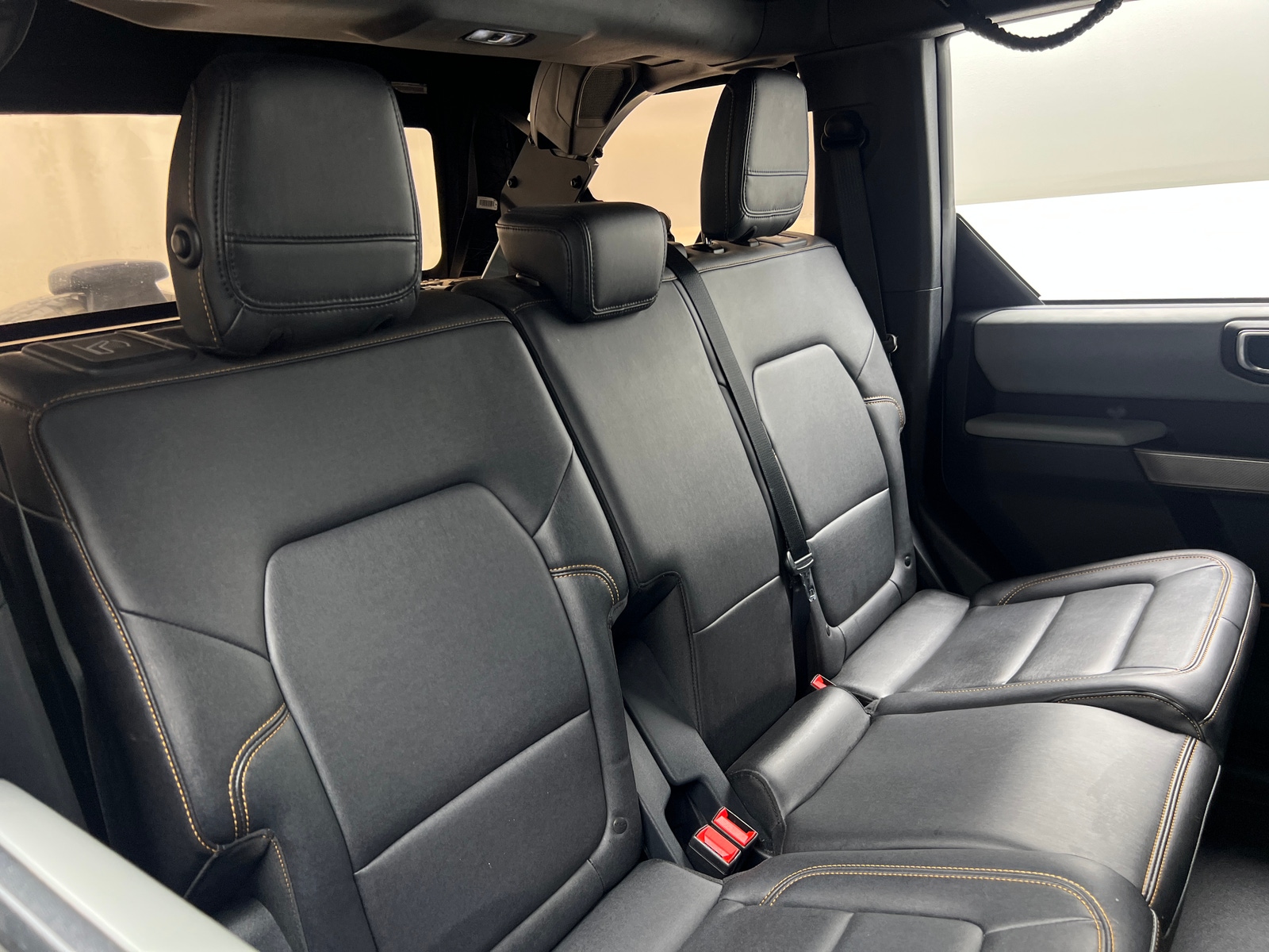 Thumbnail: 2021 Ford Bronco - 6