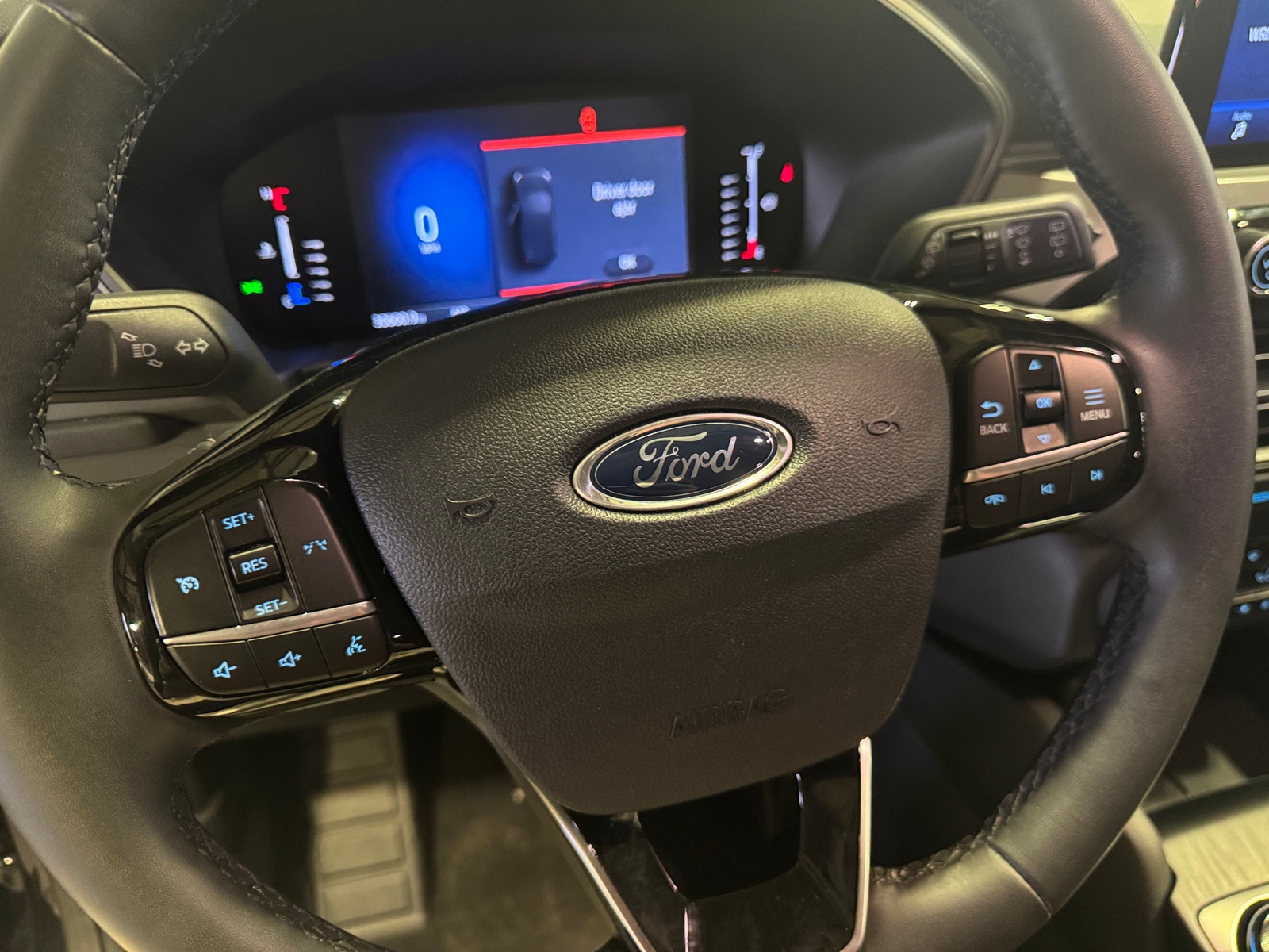 Thumbnail: 2023 Ford Escape - 5