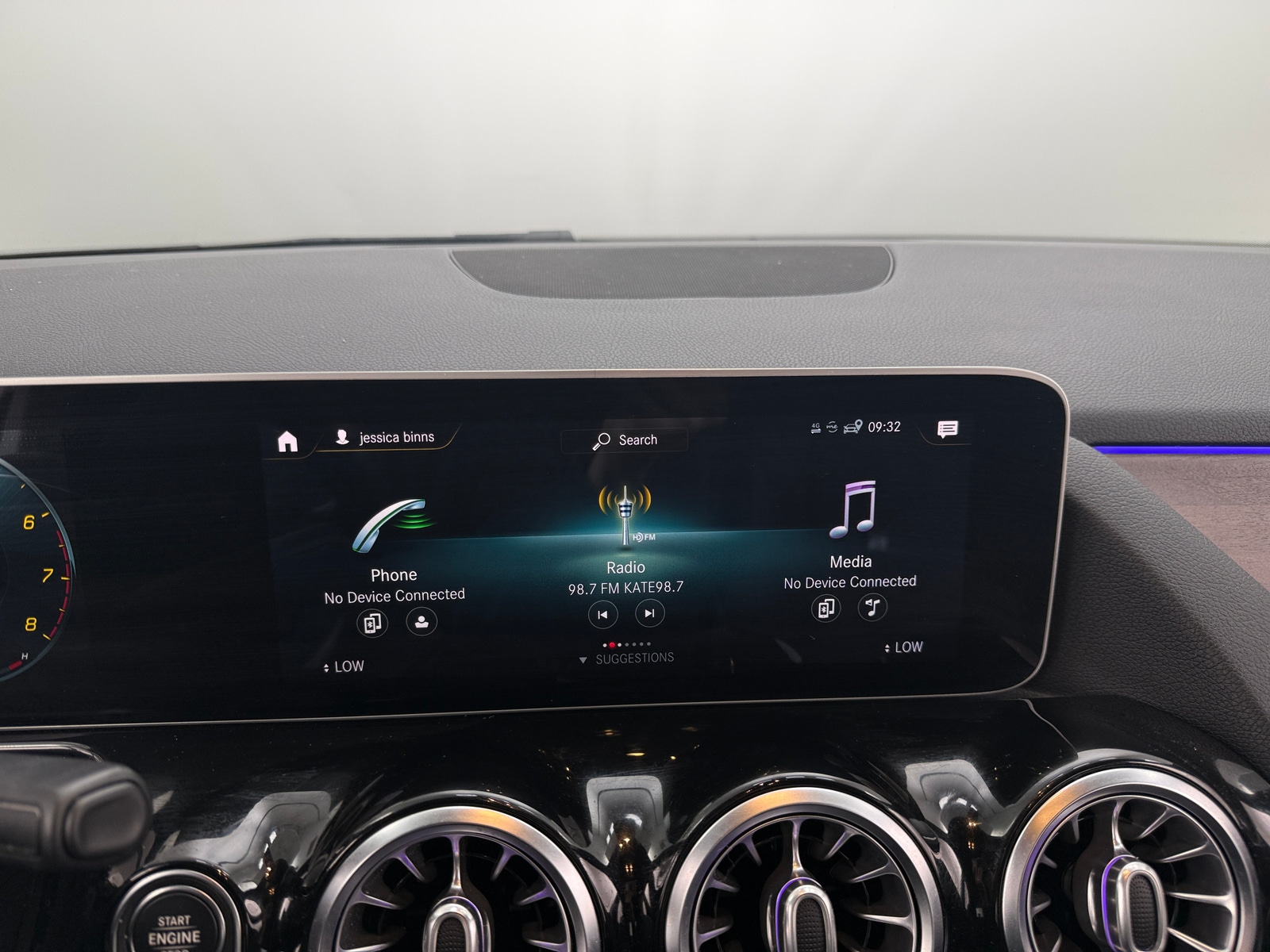 Thumbnail: 2021 Mercedes-Benz GLA - 3