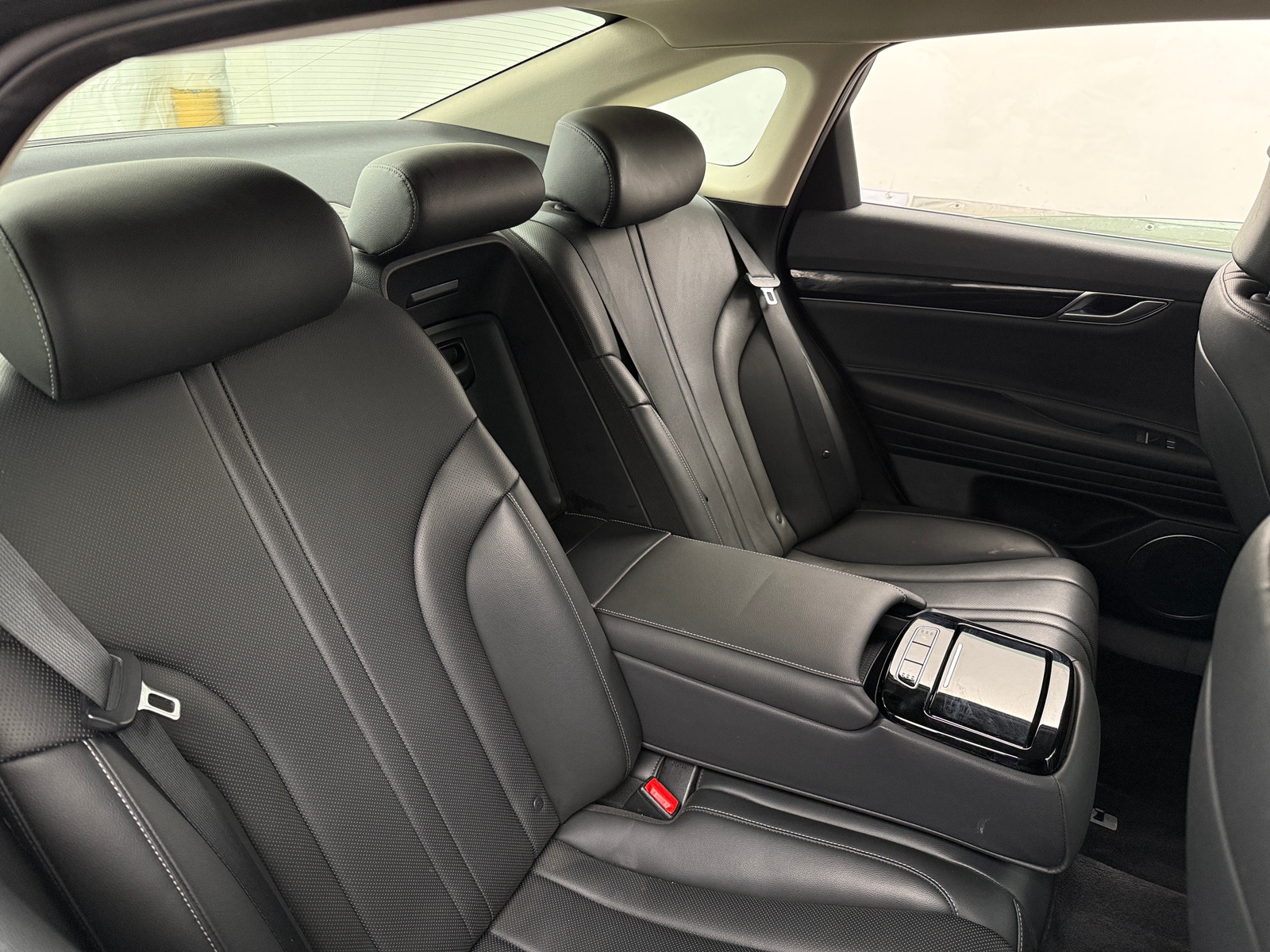 Thumbnail: 2023 Genesis G80 - 5