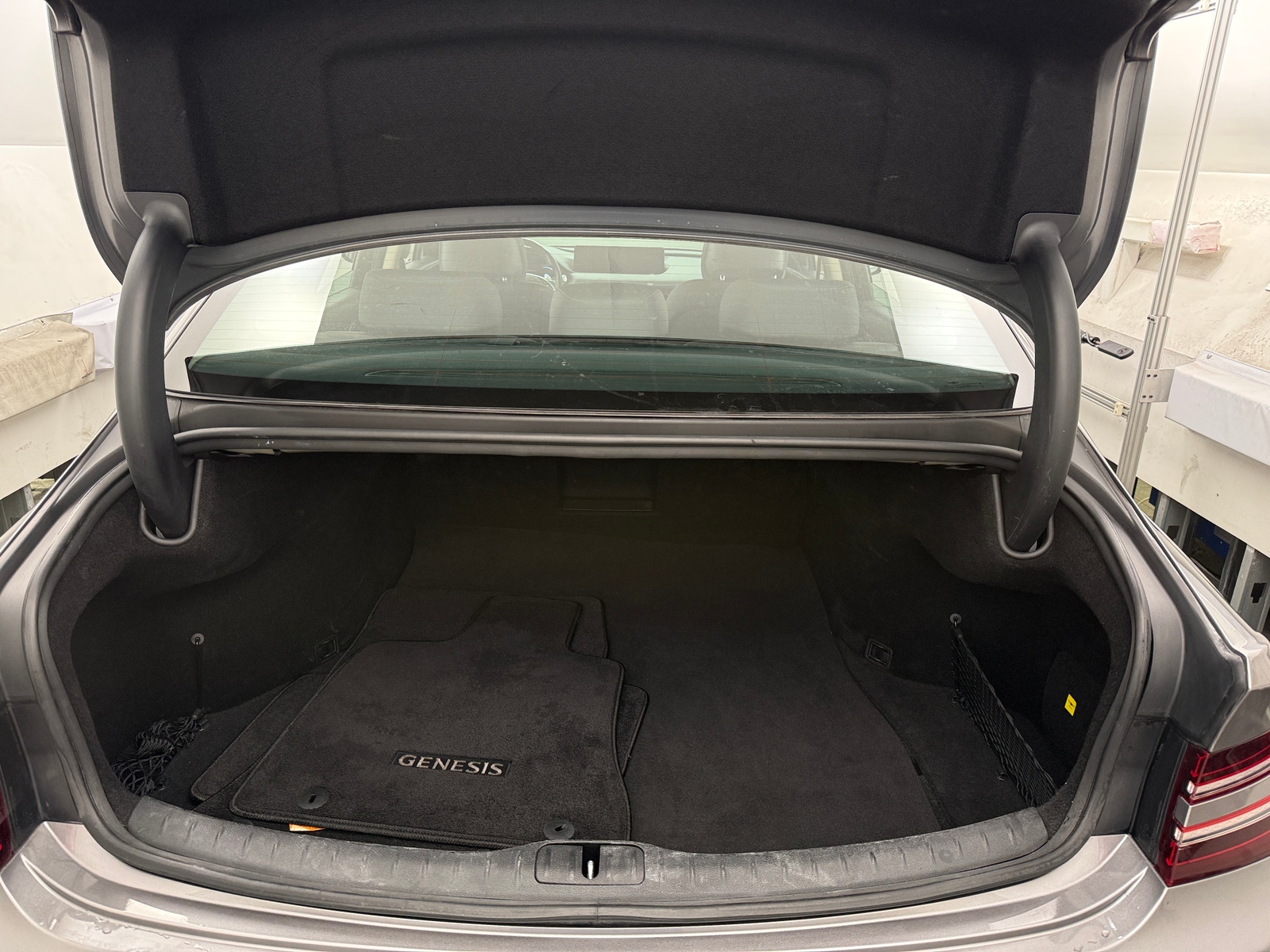 Thumbnail: 2023 Genesis G80 - 6
