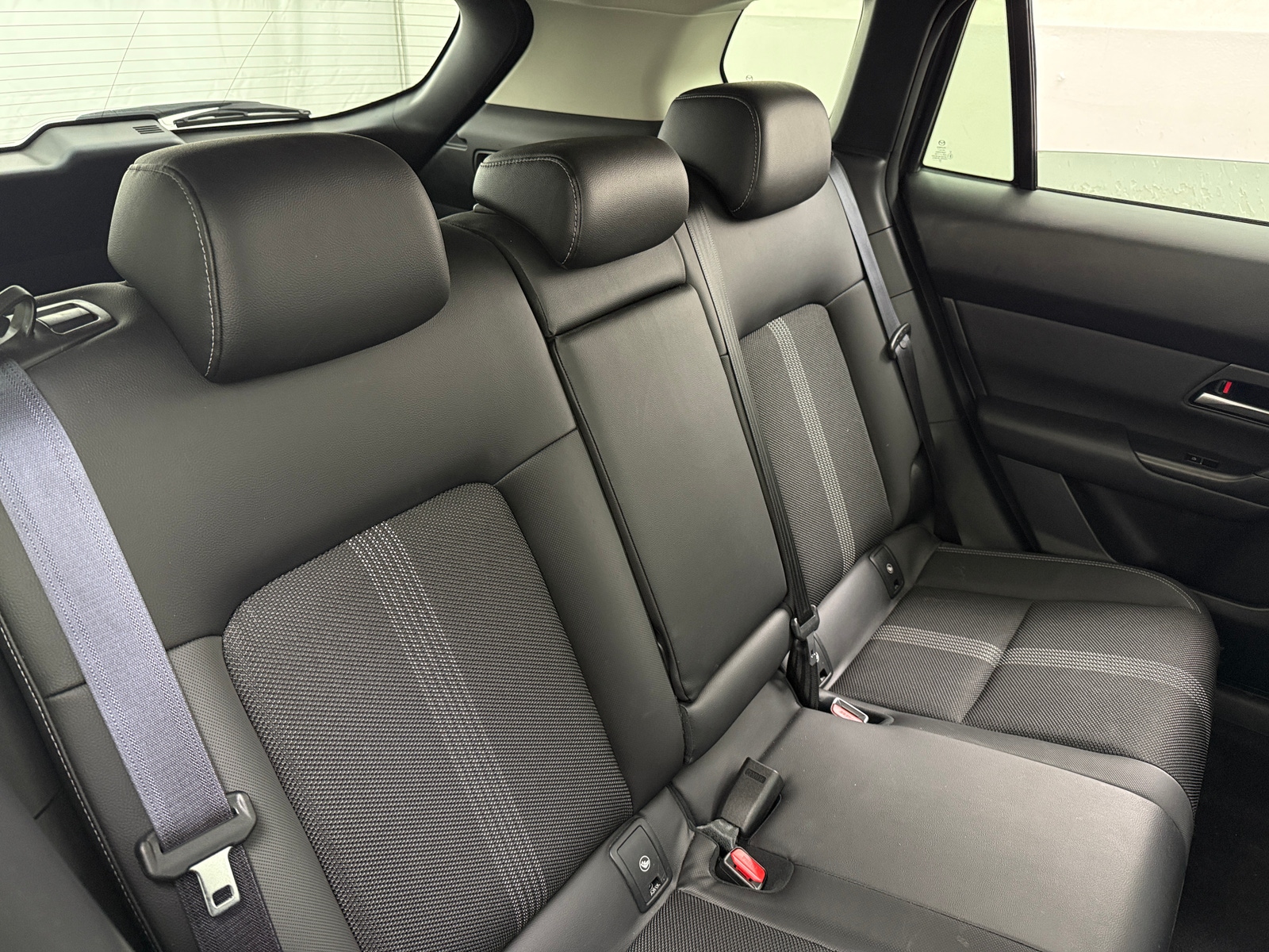 Thumbnail: 2023 Mazda CX-50 - 5