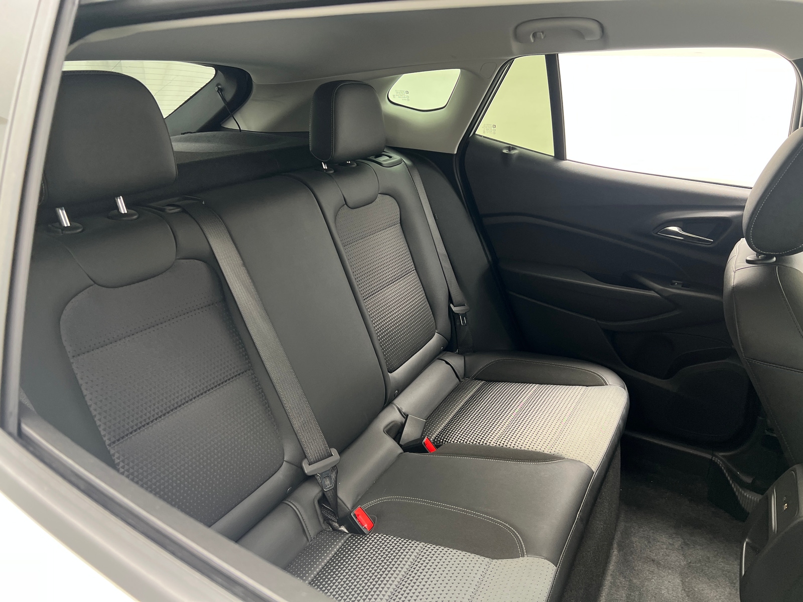 Thumbnail: 2025 Chevrolet Trax - 6