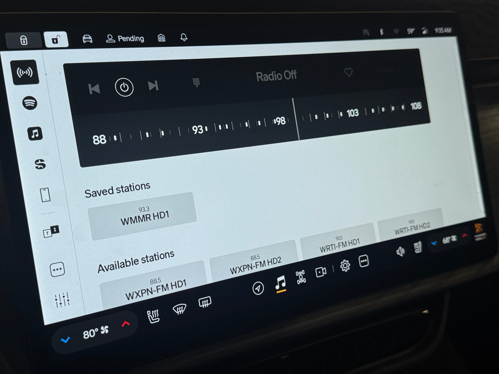 Thumbnail: 2023 Rivian R1T - 3