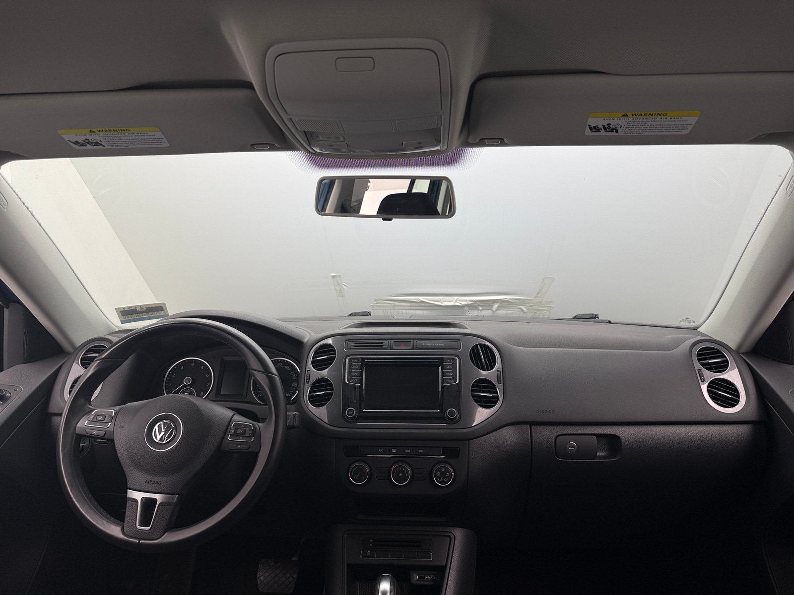 Thumbnail: 2017 Volkswagen Tiguan - 3