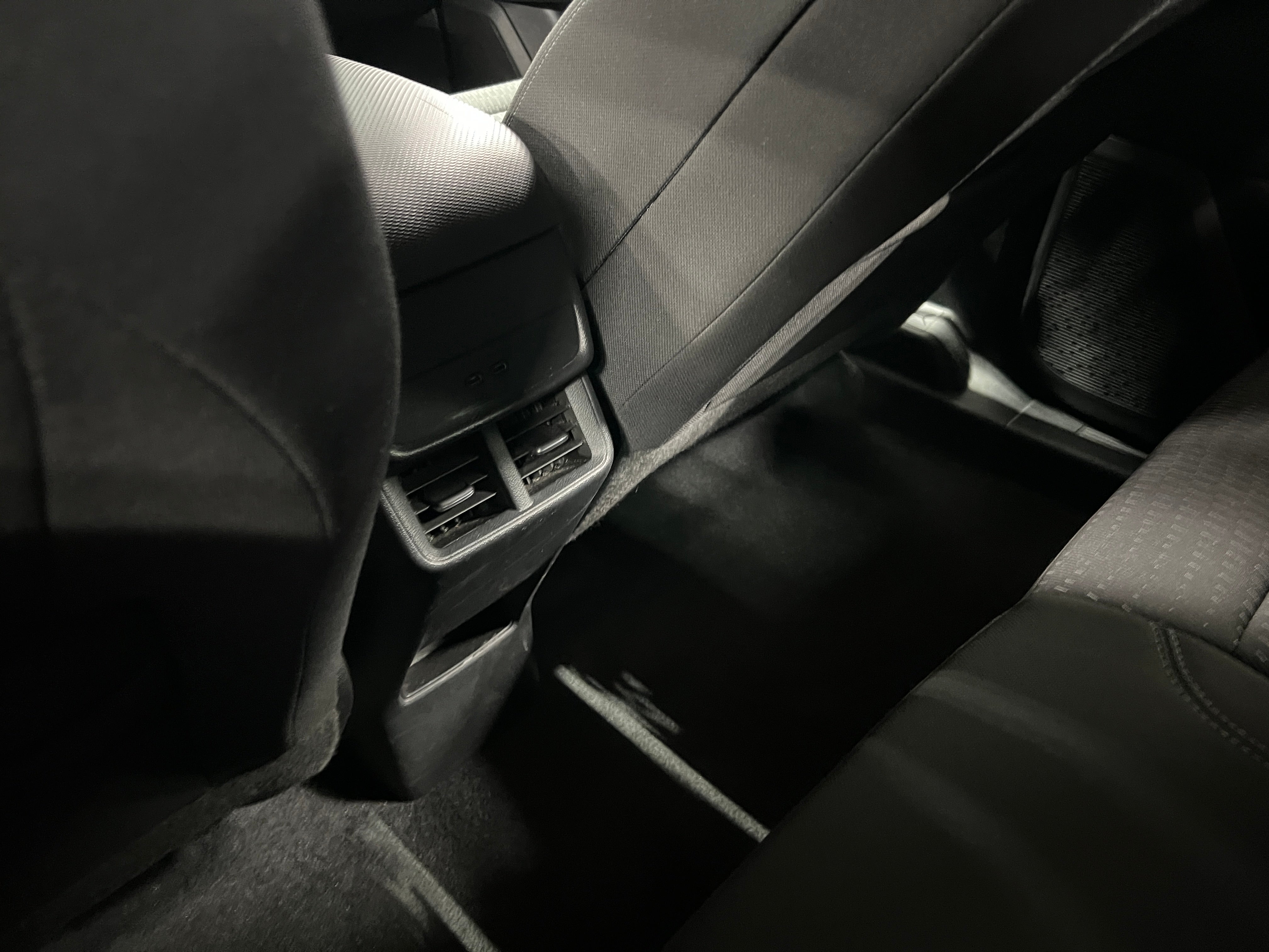 2025 Chevrolet Equinox - Image 3