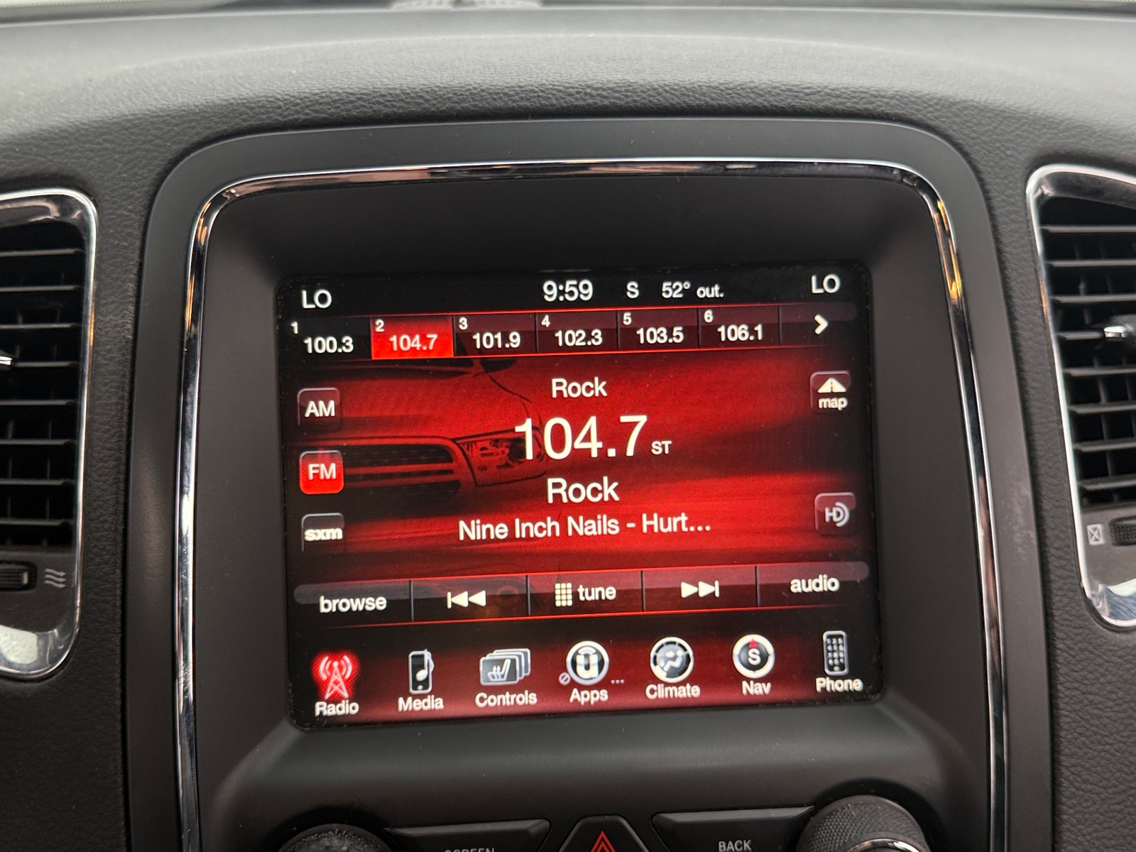 Thumbnail: 2016 Dodge Durango - 3