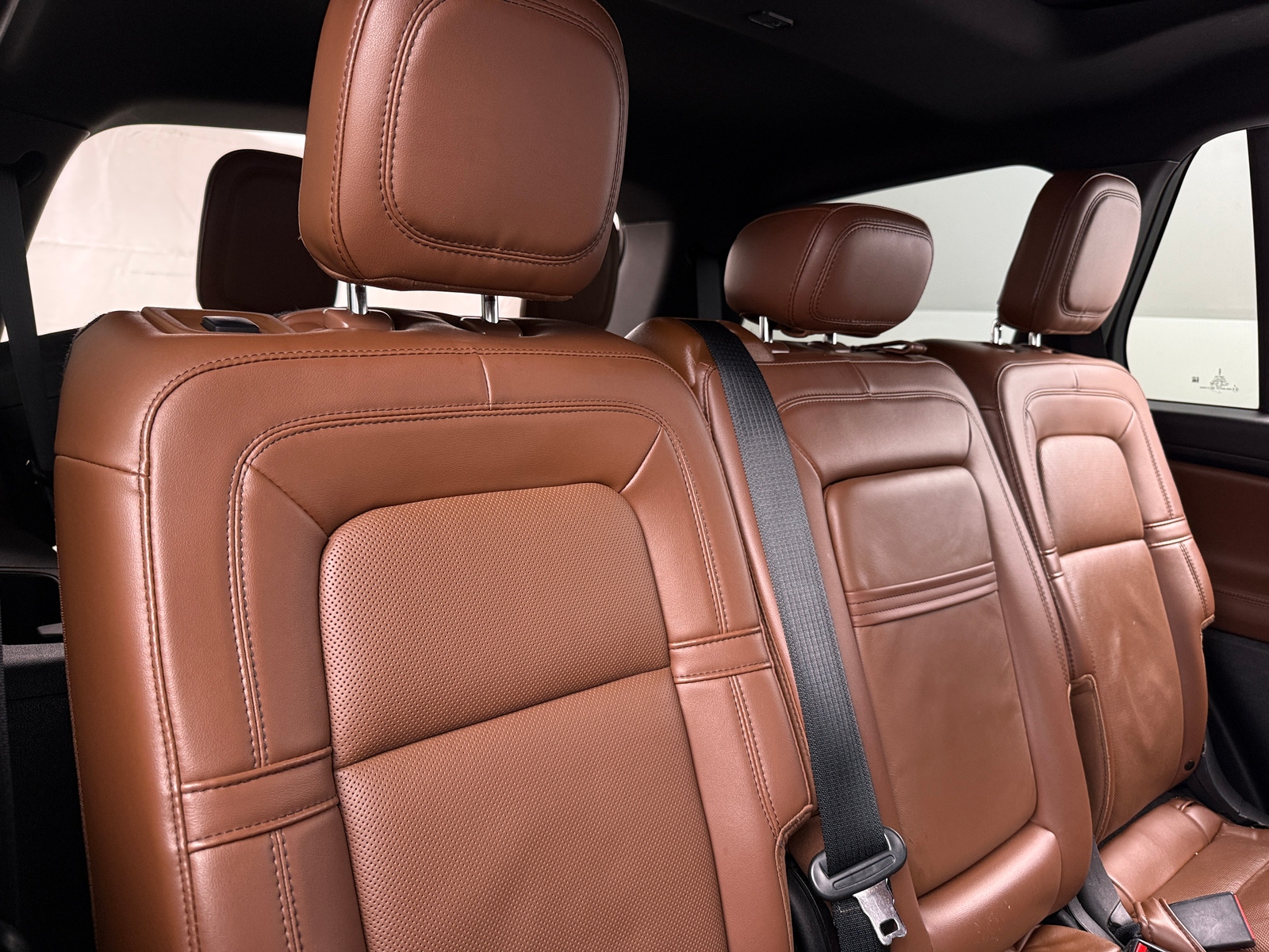 Thumbnail: 2022 Lincoln Aviator - 5