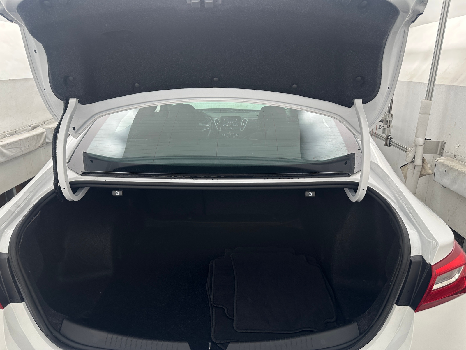 Thumbnail: 2025 Chevrolet Malibu - 7