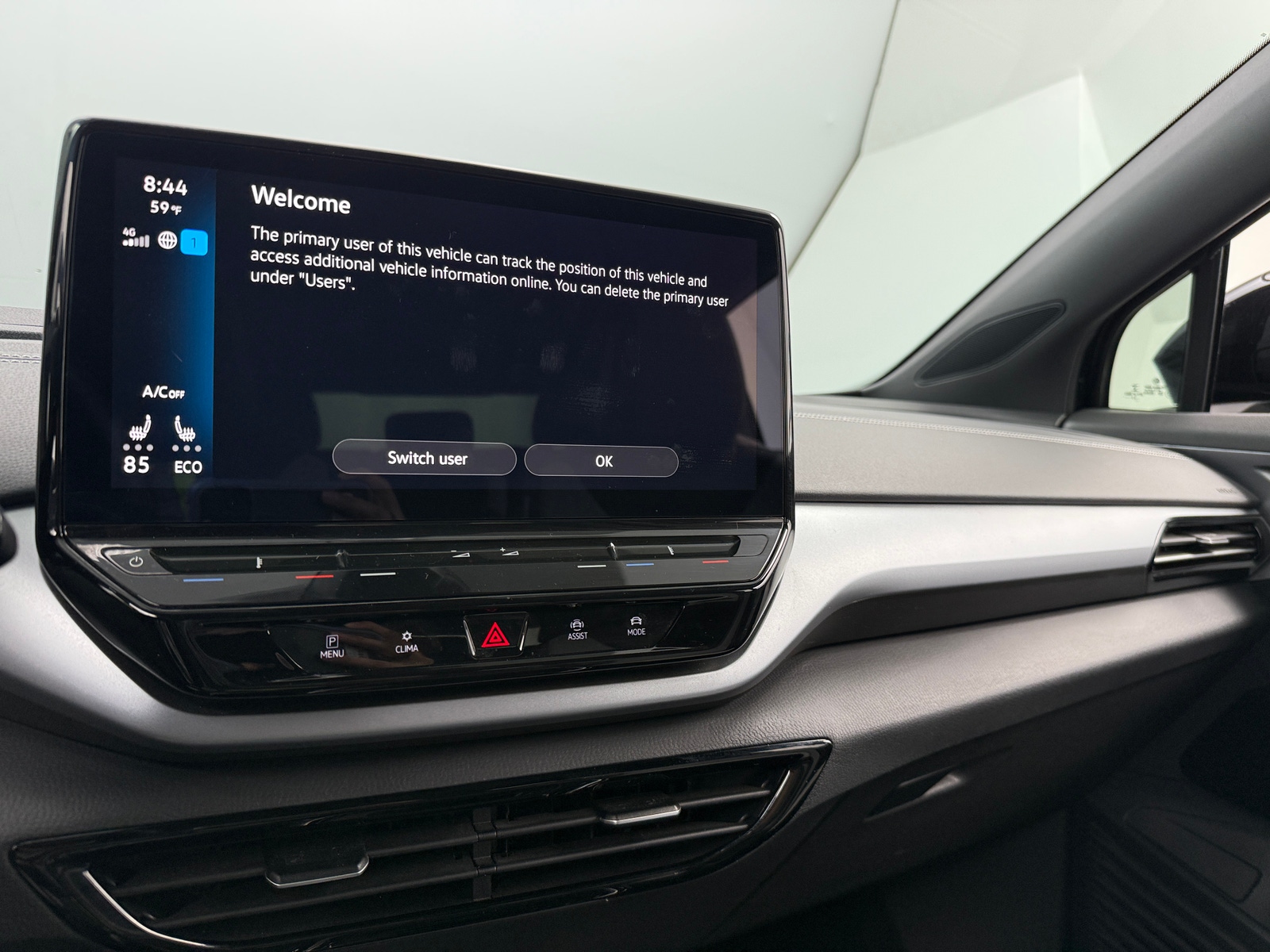 Thumbnail: 2023 Volkswagen ID.4 - 3