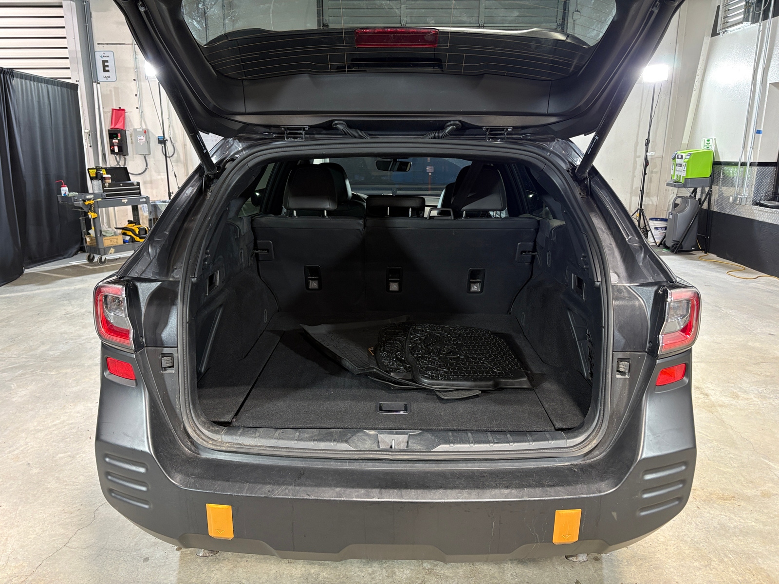 Thumbnail: 2023 Subaru Outback - 6