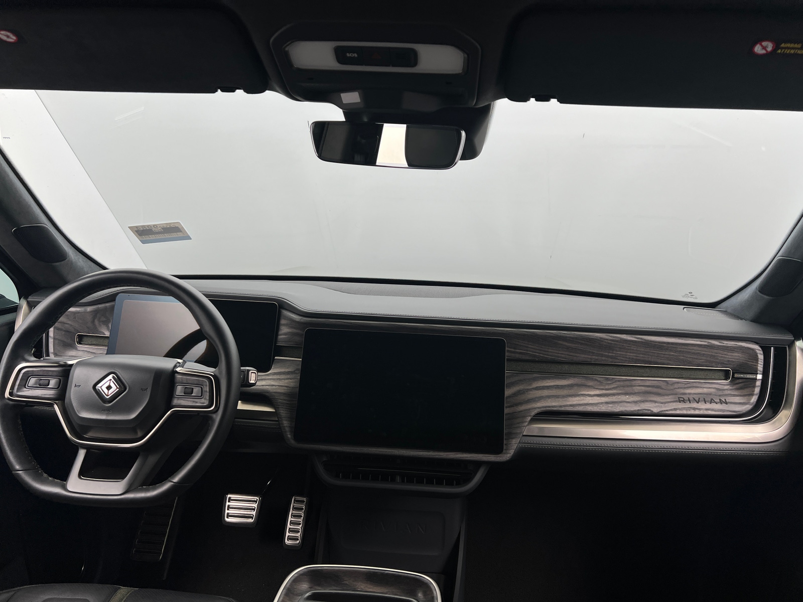 Thumbnail: 2022 Rivian R1T - 2