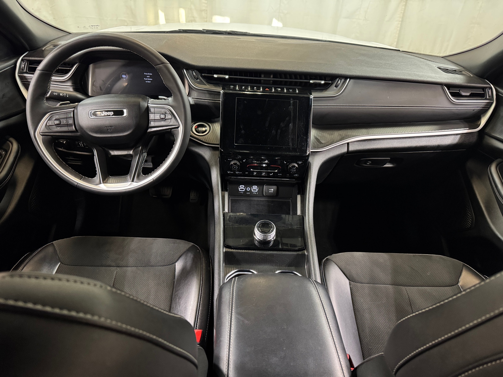 Thumbnail: 2024 Jeep Grand Cherokee L - 2