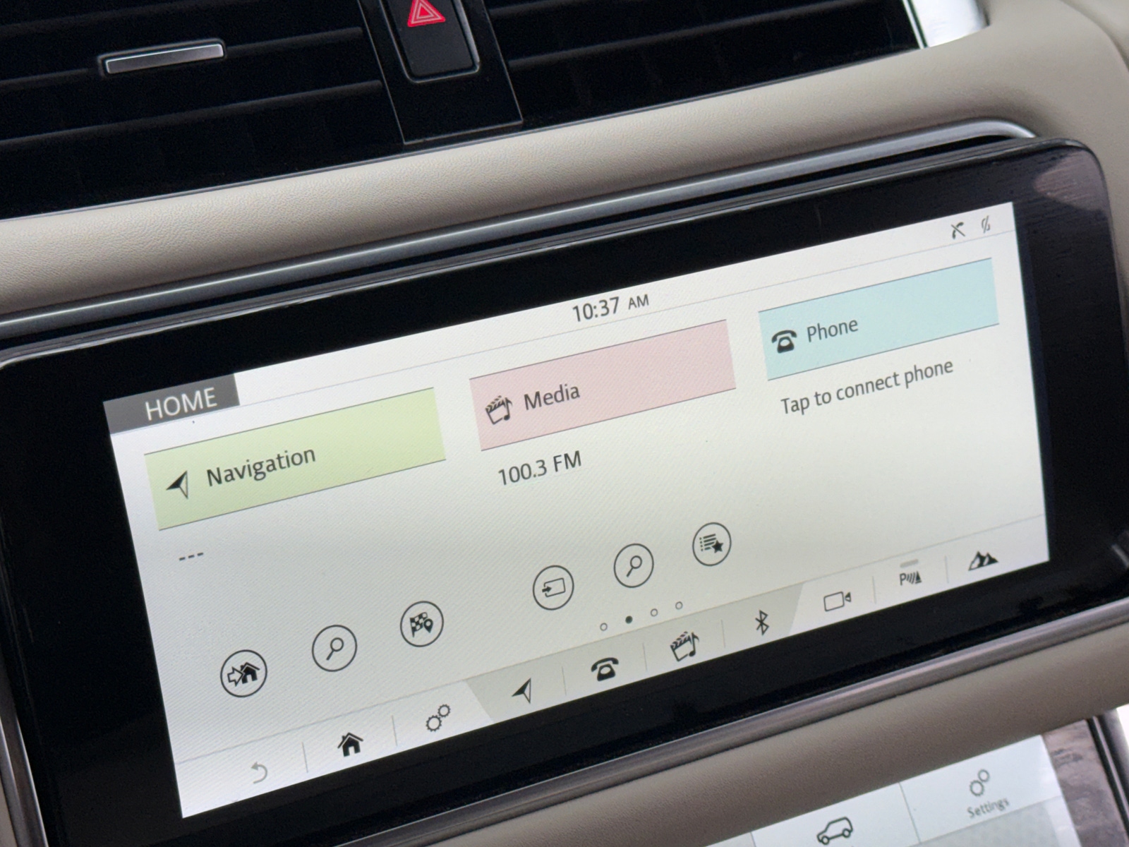 Thumbnail: 2021 Land Rover Range Rover Sport - 3