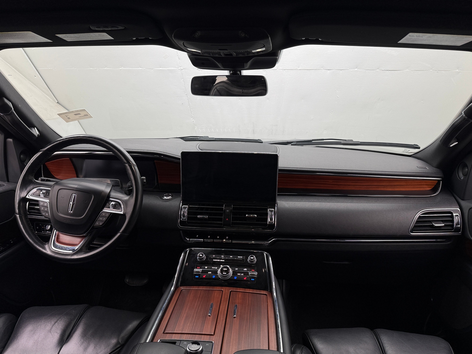 Thumbnail: 2024 Lincoln Navigator - 2