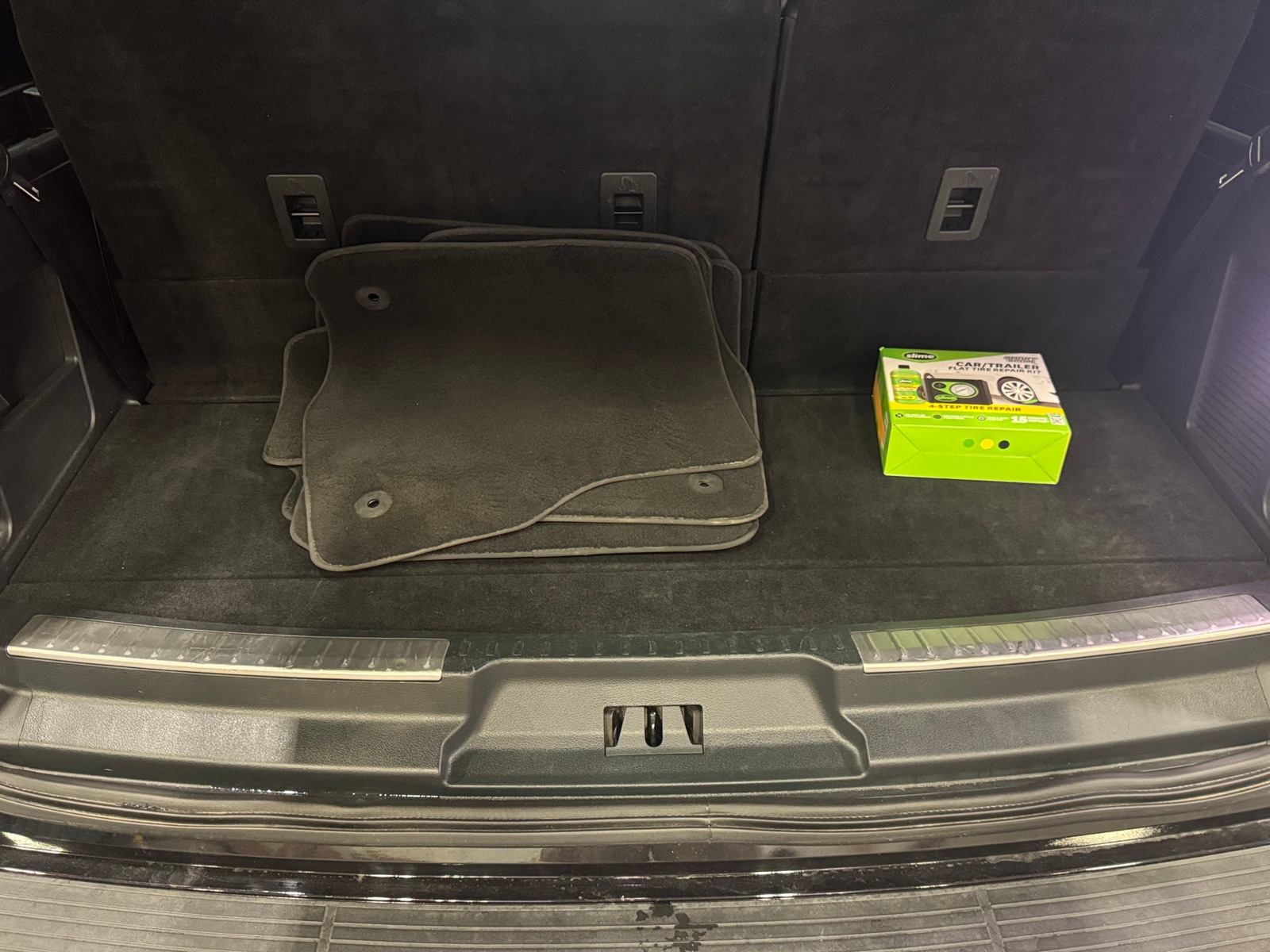 Thumbnail: 2024 Lincoln Navigator - 6