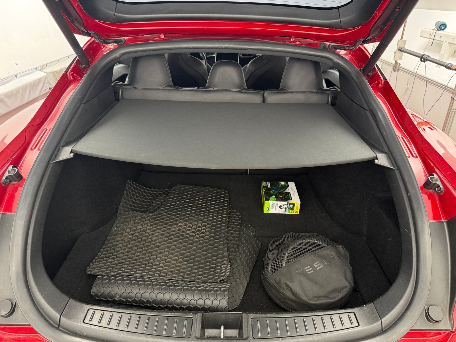 Thumbnail: 2019 Tesla Model S - 7