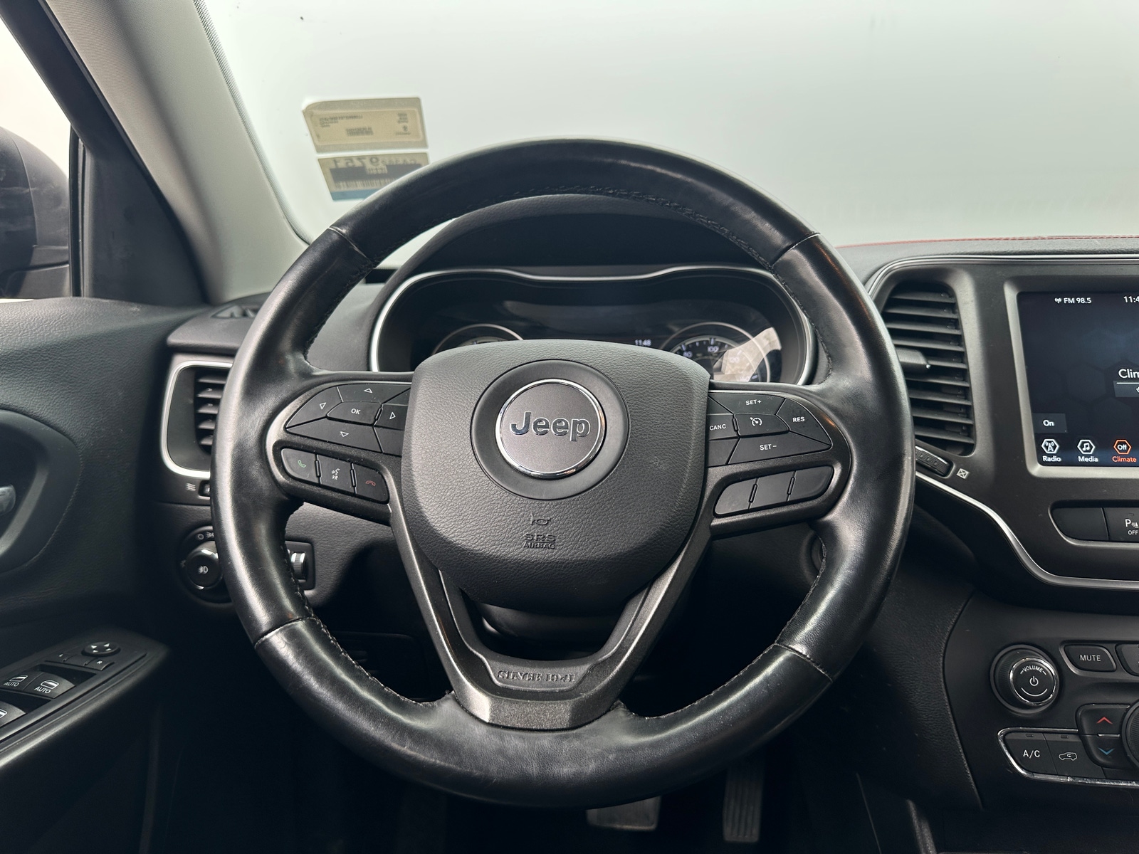 Thumbnail: 2020 Jeep Cherokee - 5