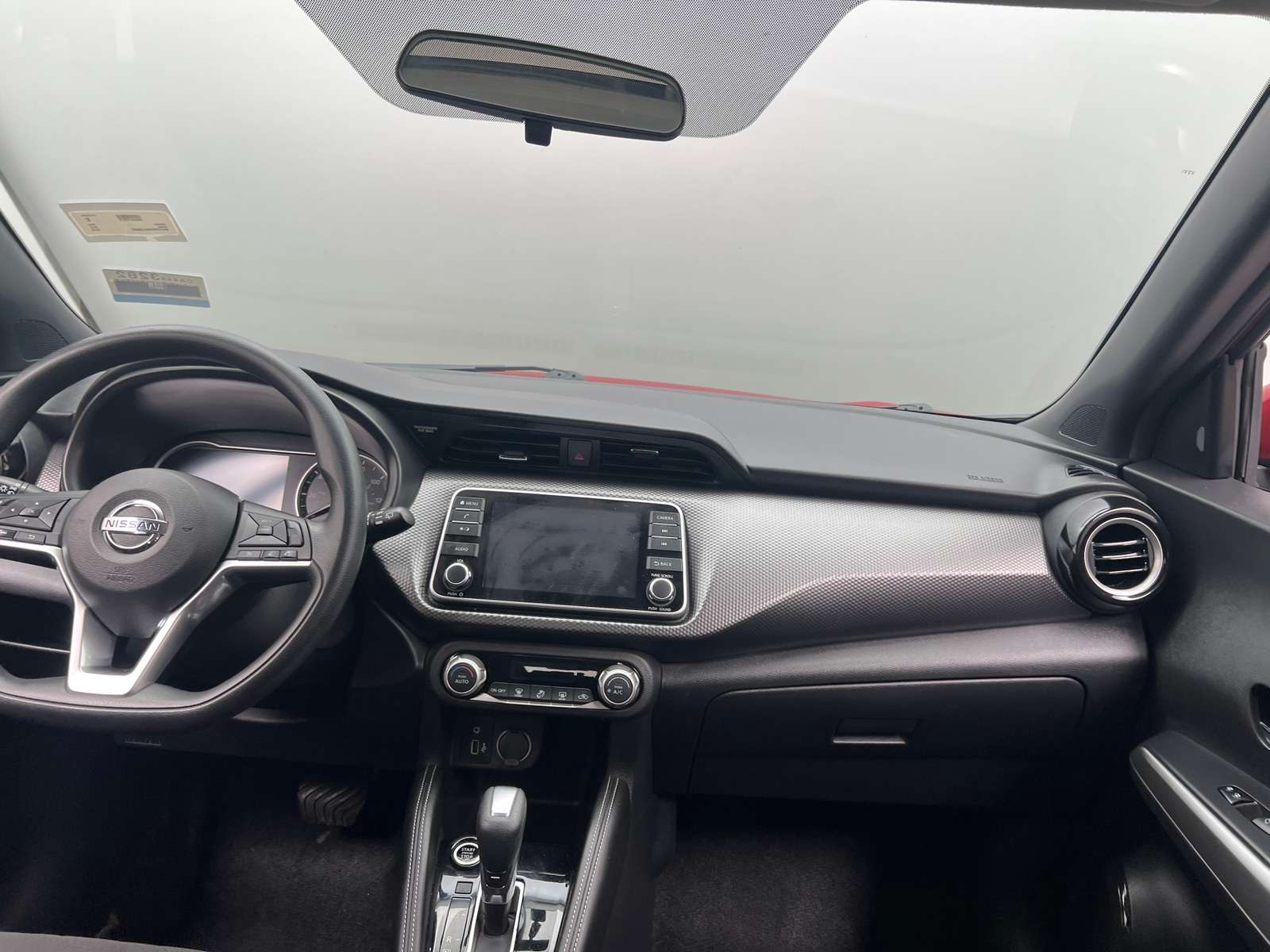 Thumbnail: 2019 Nissan Kicks - 3