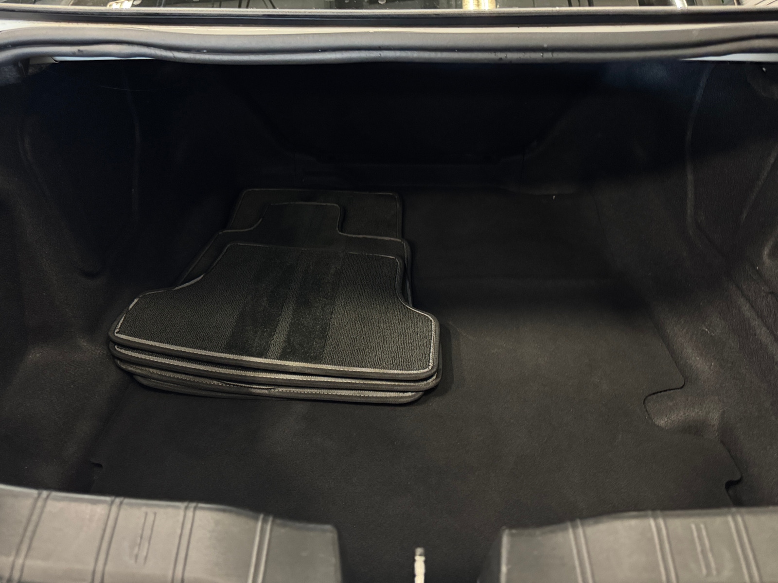 Thumbnail: 2017 Chevrolet Camaro - 4