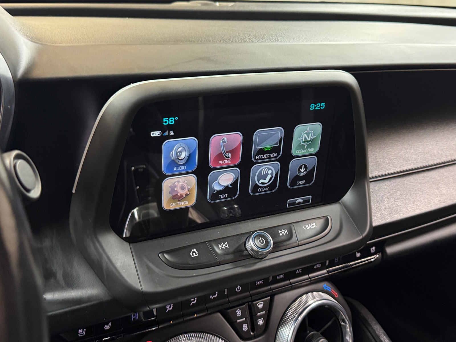 Thumbnail: 2017 Chevrolet Camaro - 2