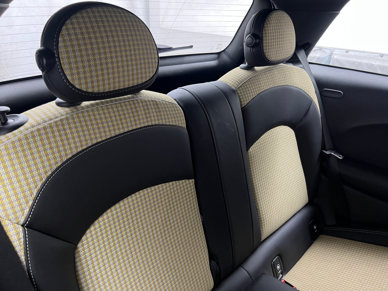 Thumbnail: 2023 MINI Cooper Hardtop - 5