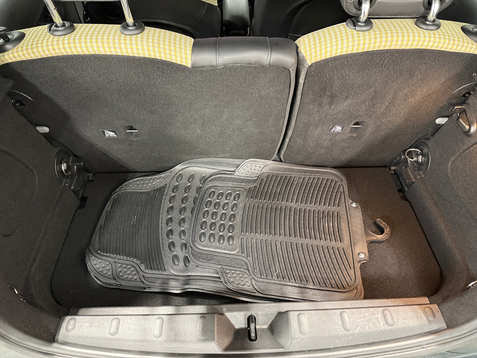 Thumbnail: 2023 MINI Cooper Hardtop - 6