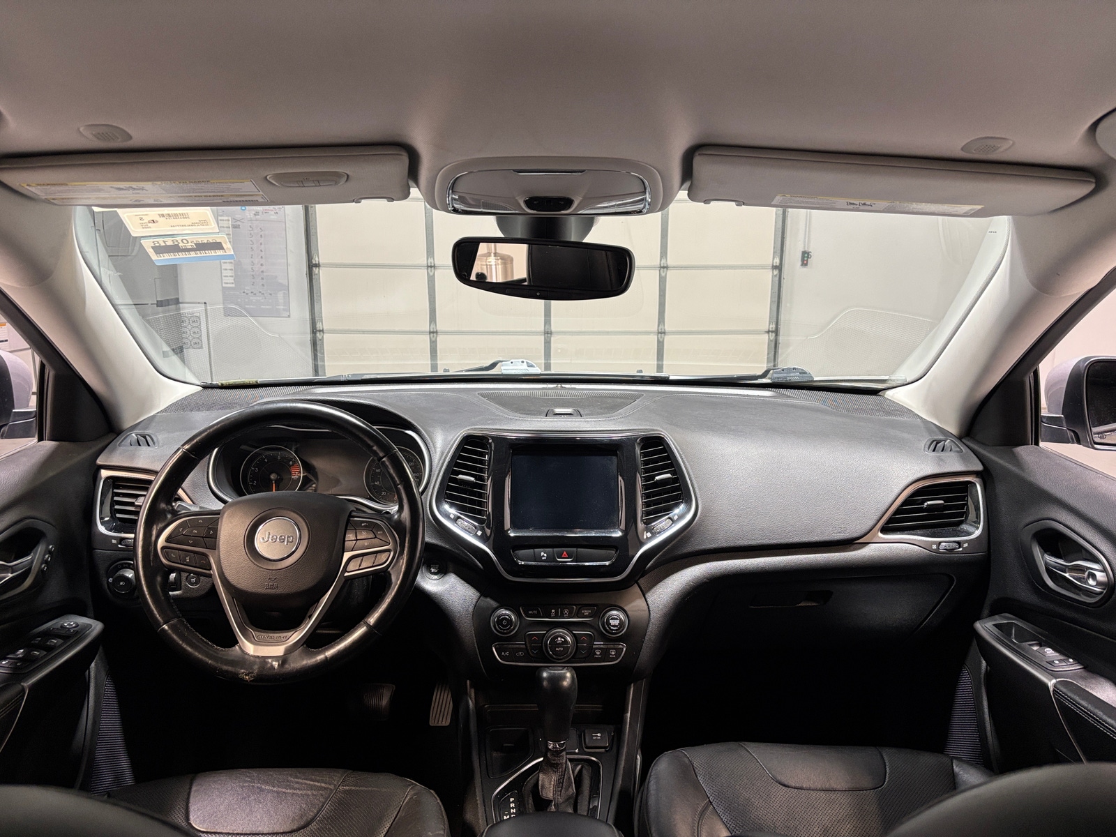 Thumbnail: 2020 Jeep Cherokee - 2