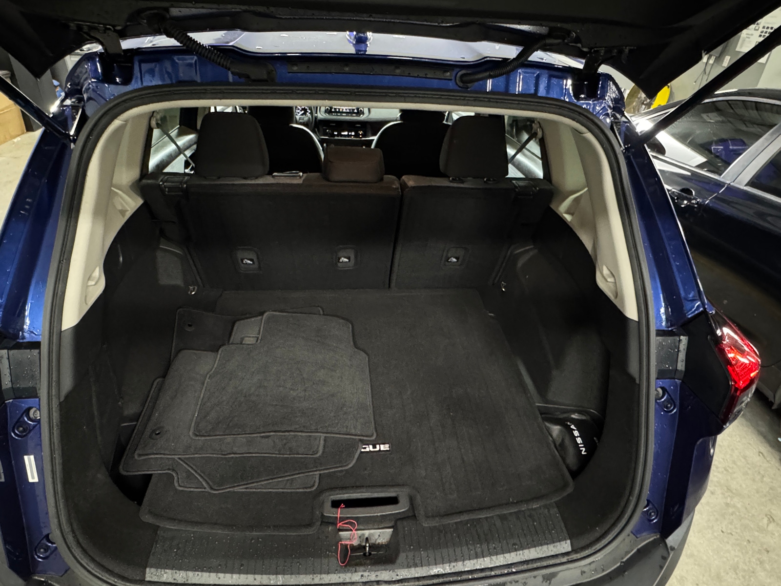 Thumbnail: 2023 Nissan Rogue - 7