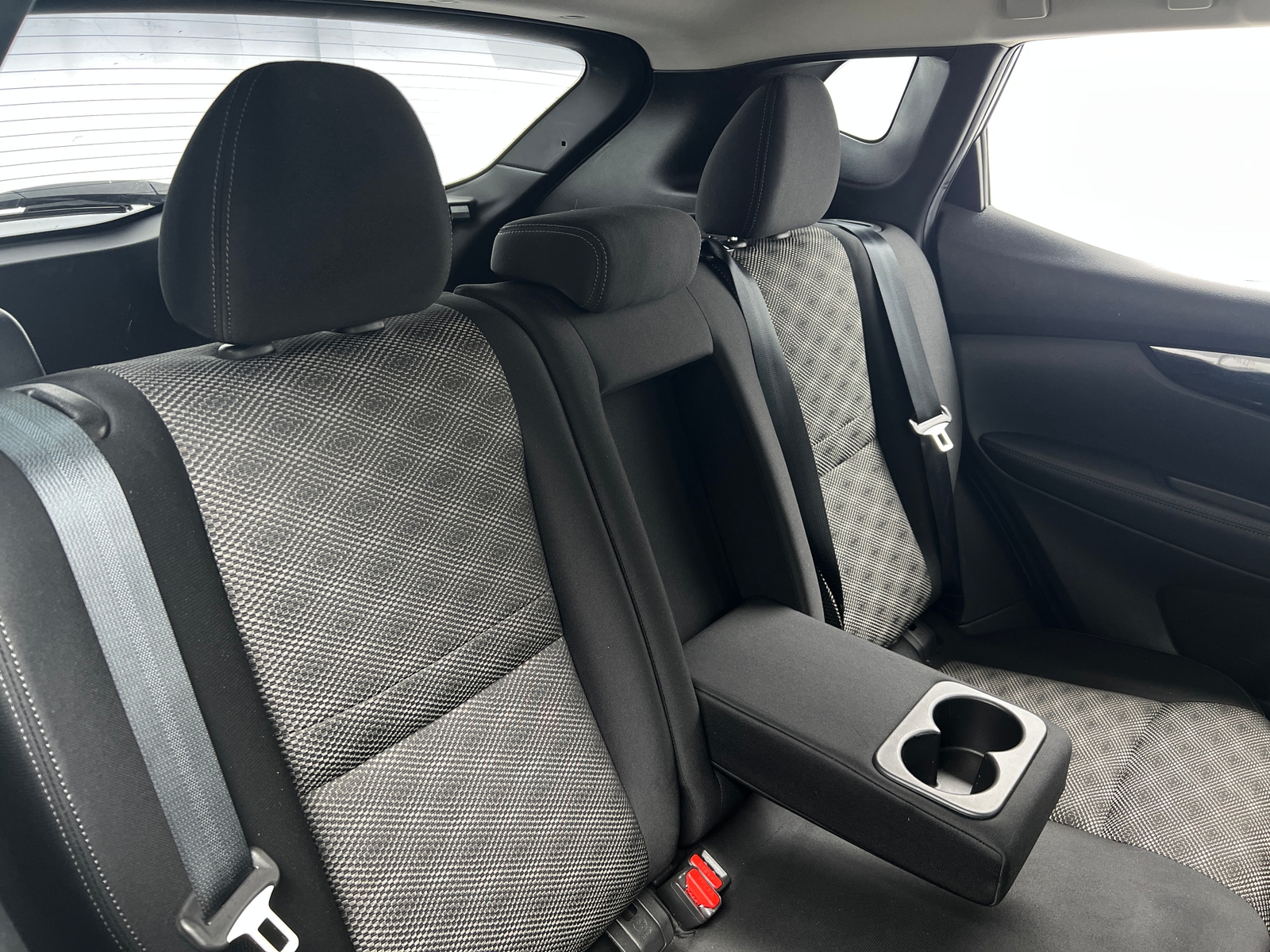 Thumbnail: 2019 Nissan Rogue Sport - 6