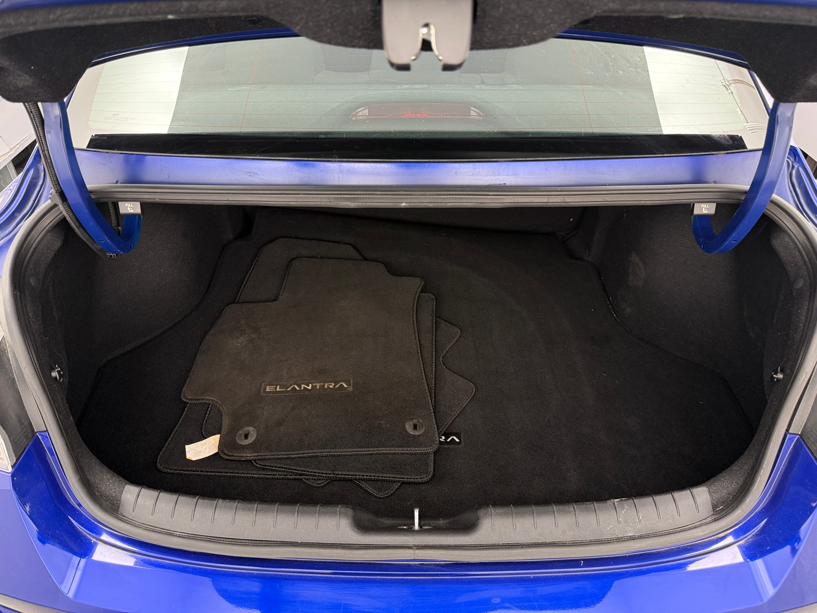 Thumbnail: 2023 Hyundai Elantra - 7