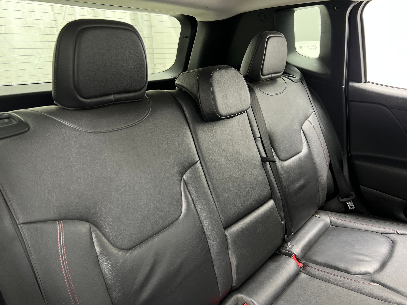 Thumbnail: 2017 Jeep Renegade - 6