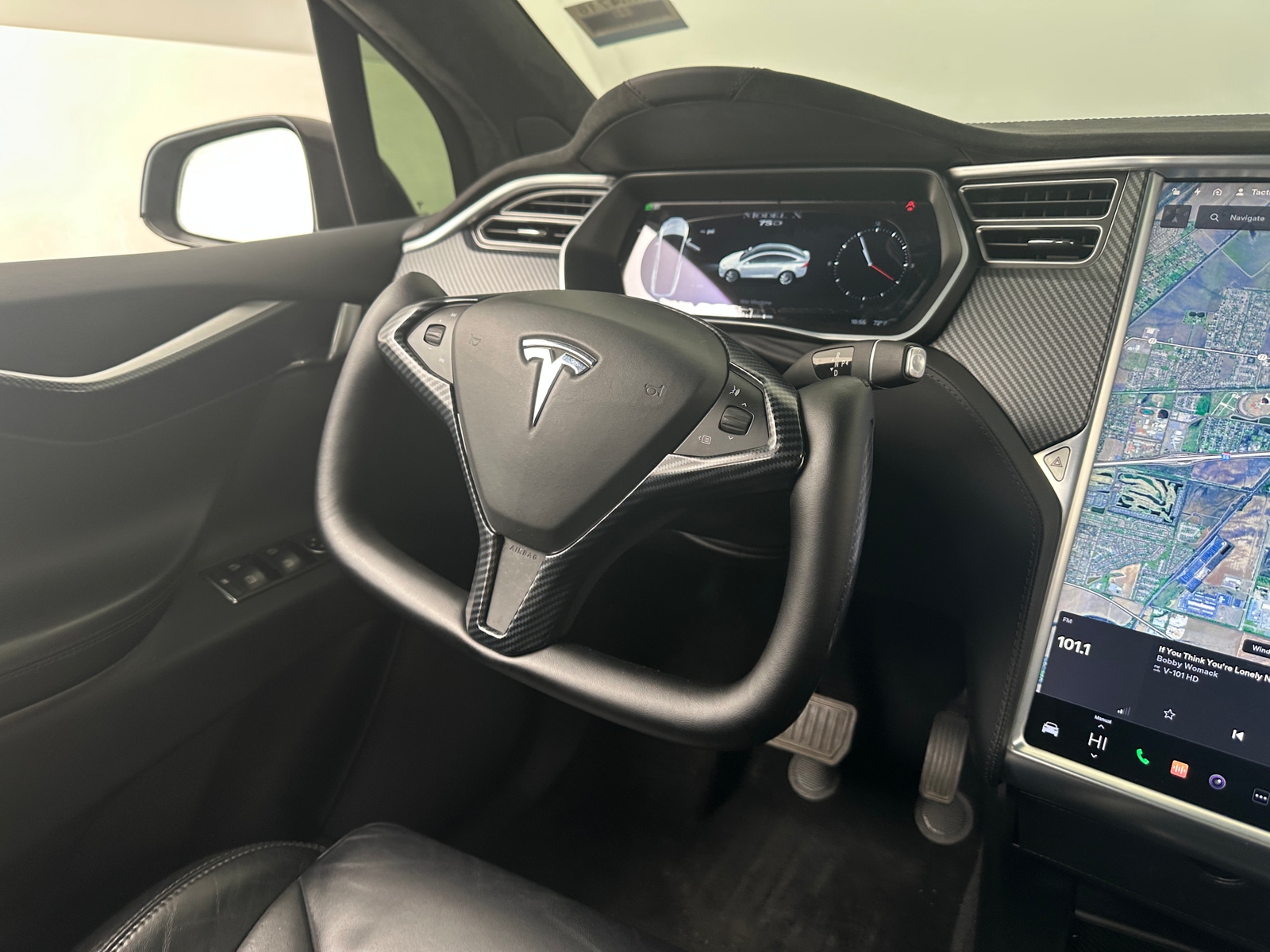 Thumbnail: 2017 Tesla Model X - 4