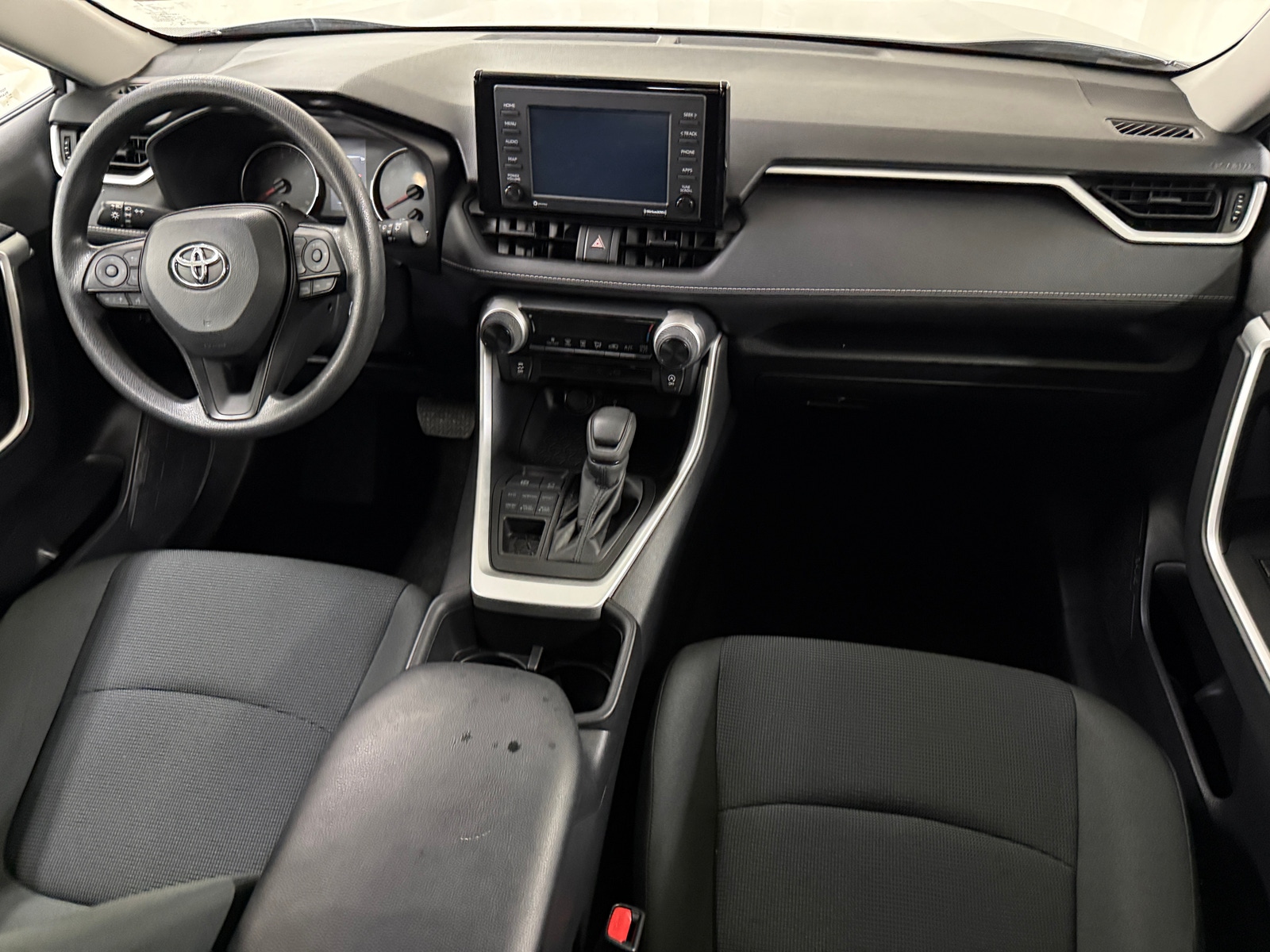 Thumbnail: 2022 Toyota RAV4 - 3