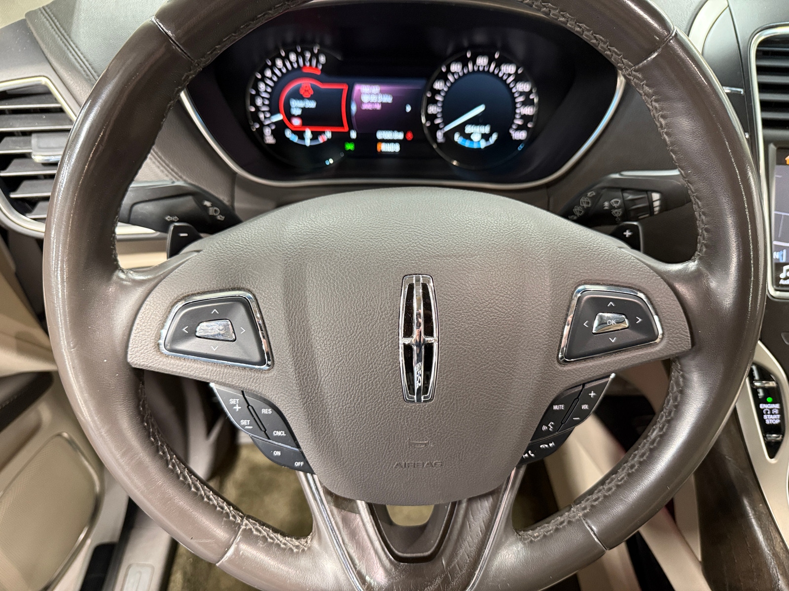 Thumbnail: 2018 Lincoln MKX - 4