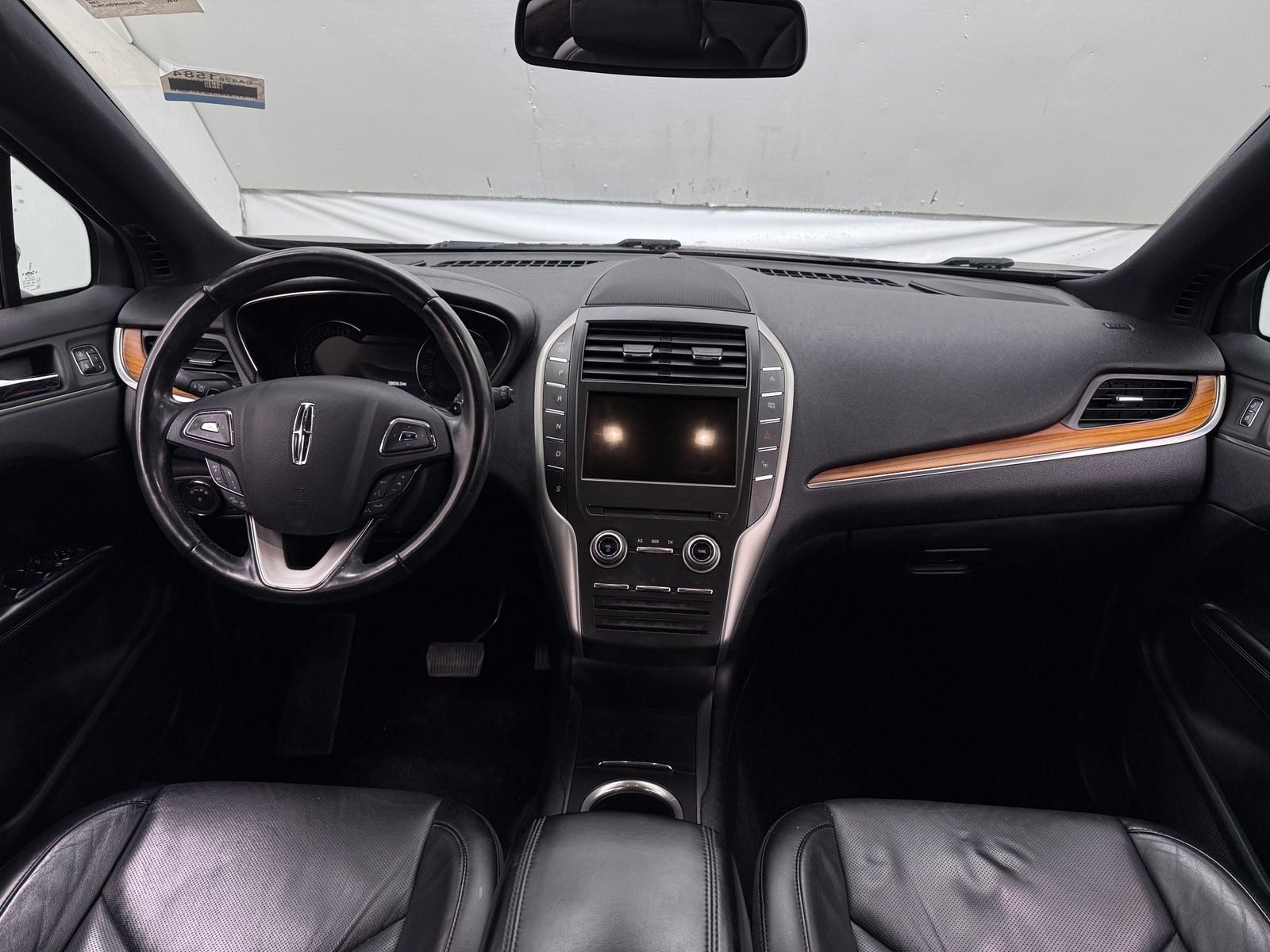 Thumbnail: 2017 Lincoln MKC - 2