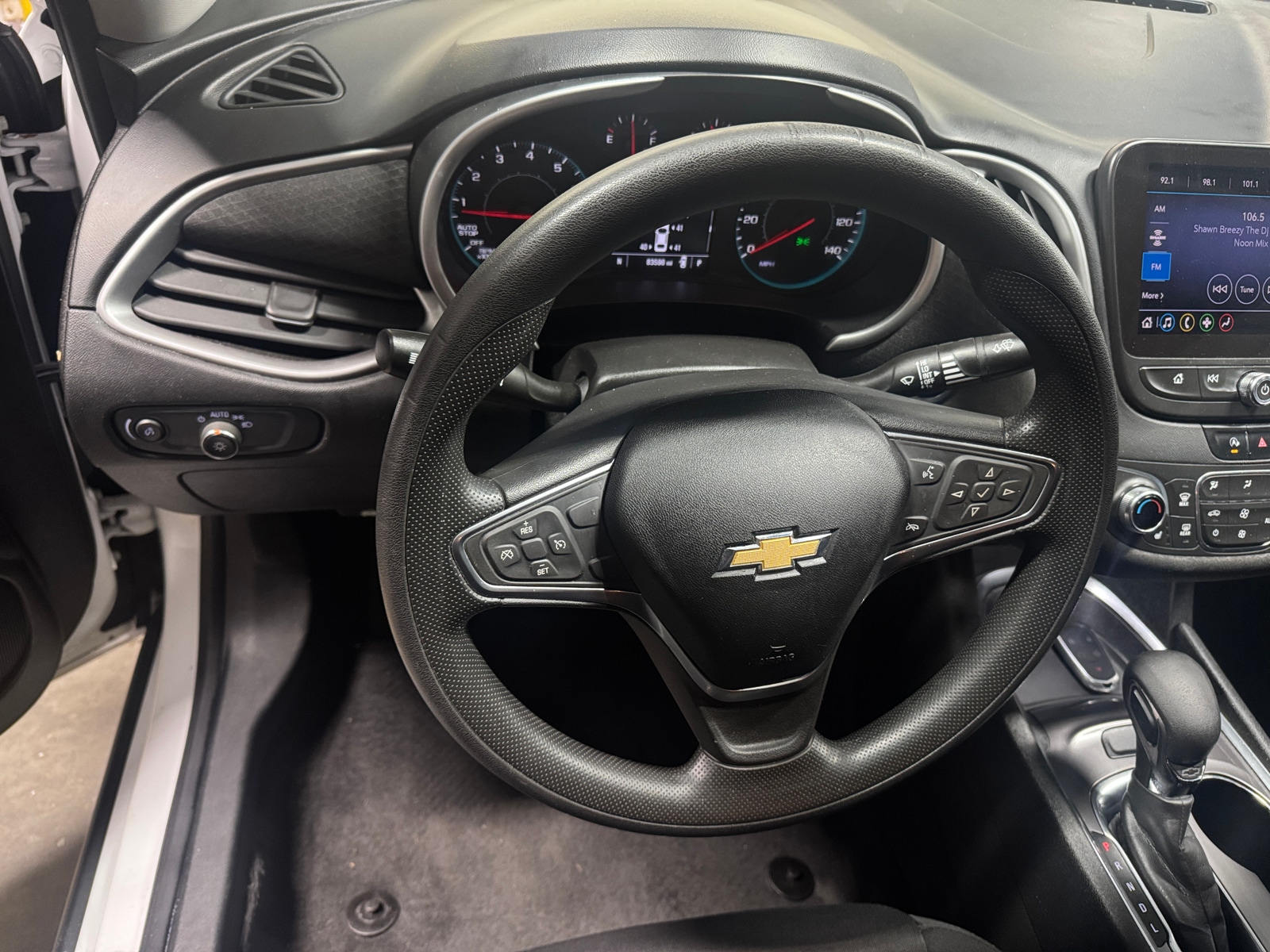 Thumbnail: 2022 Chevrolet Malibu - 5