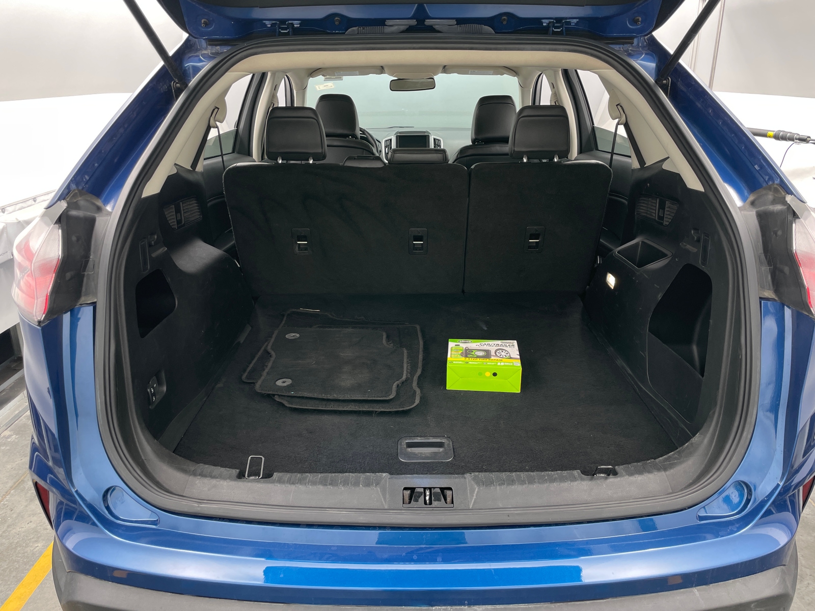 Thumbnail: 2023 Ford Edge - 6