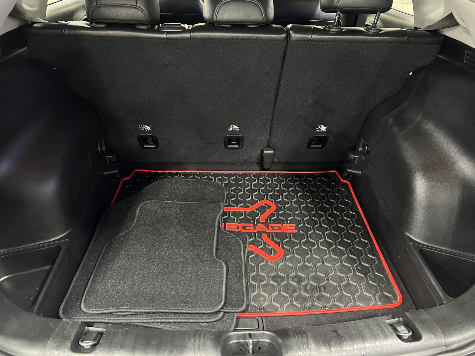 Thumbnail: 2021 Jeep Compass - 7