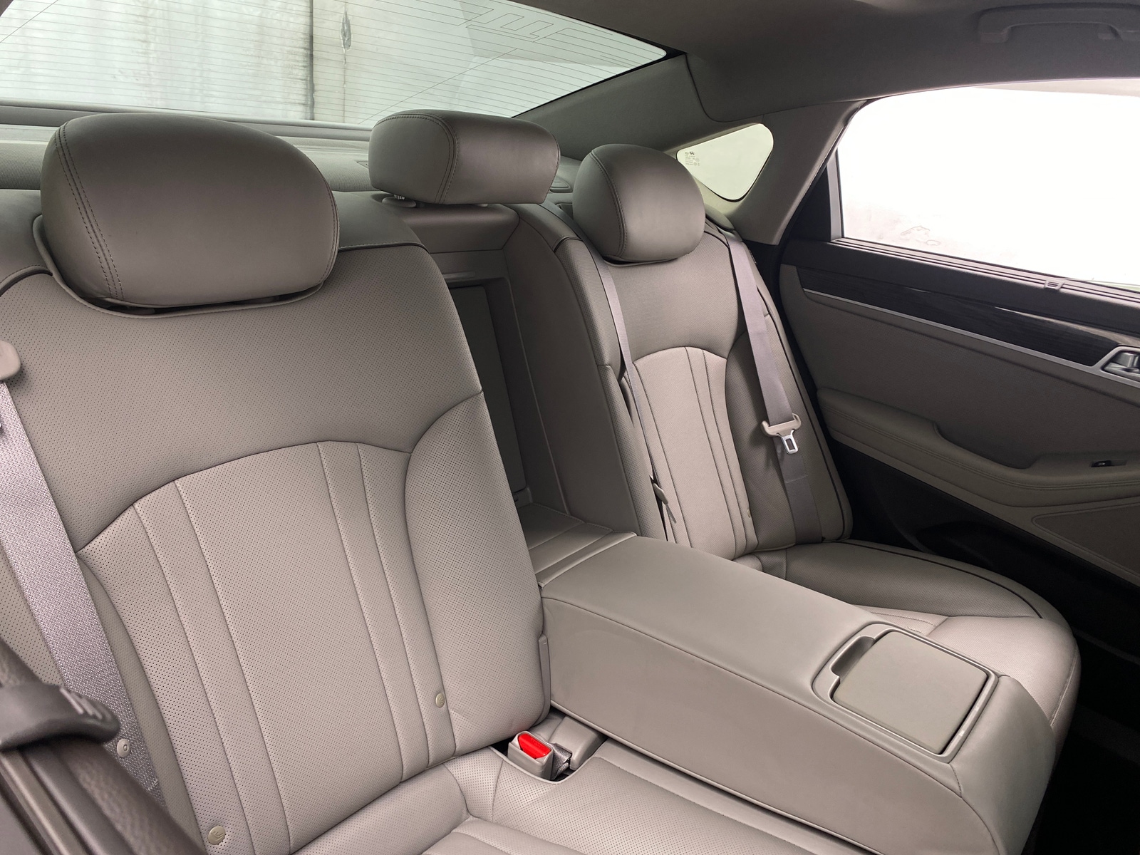 Thumbnail: 2016 Hyundai Genesis - 5