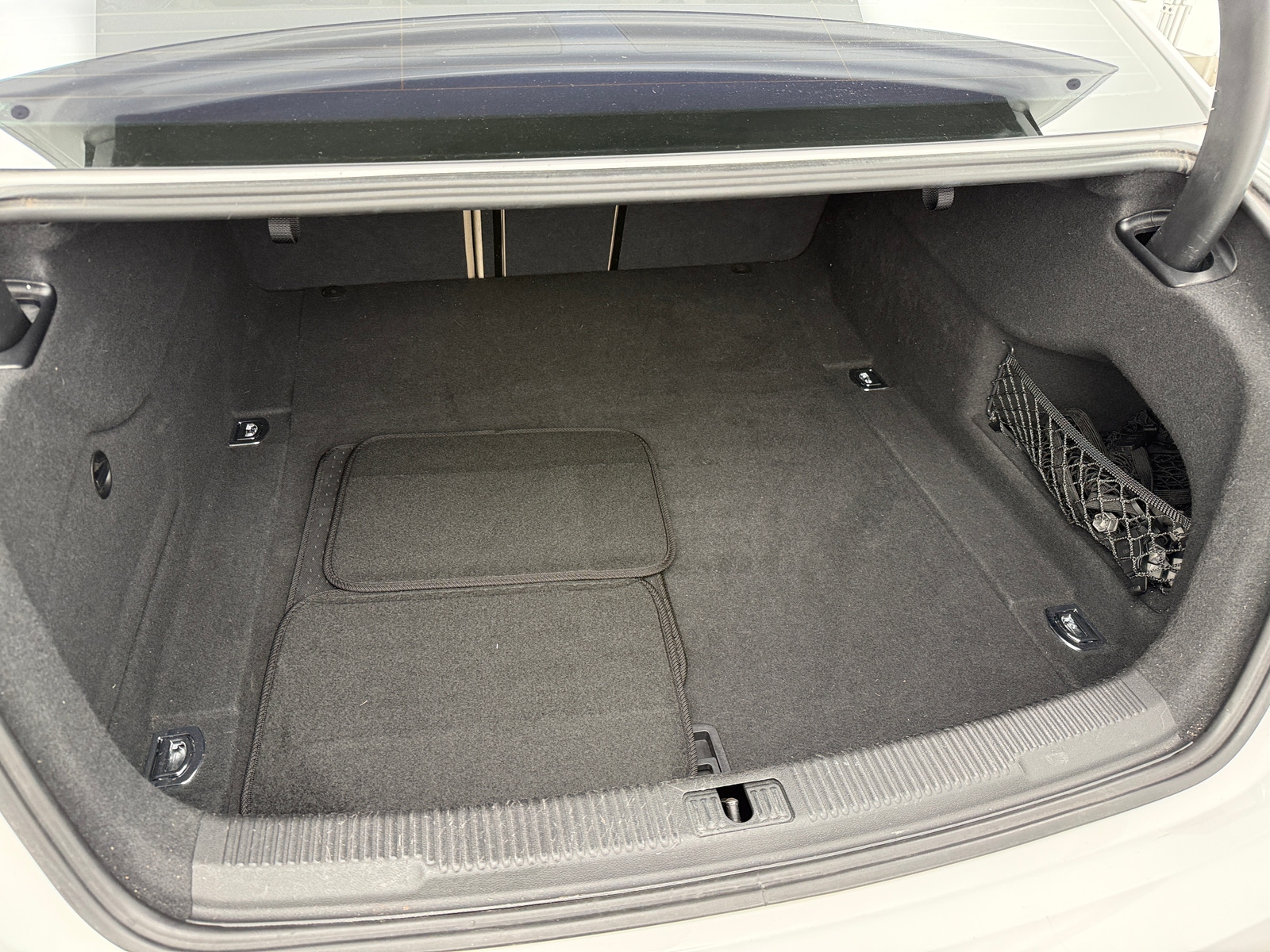 Thumbnail: 2016 Audi A6 - 6