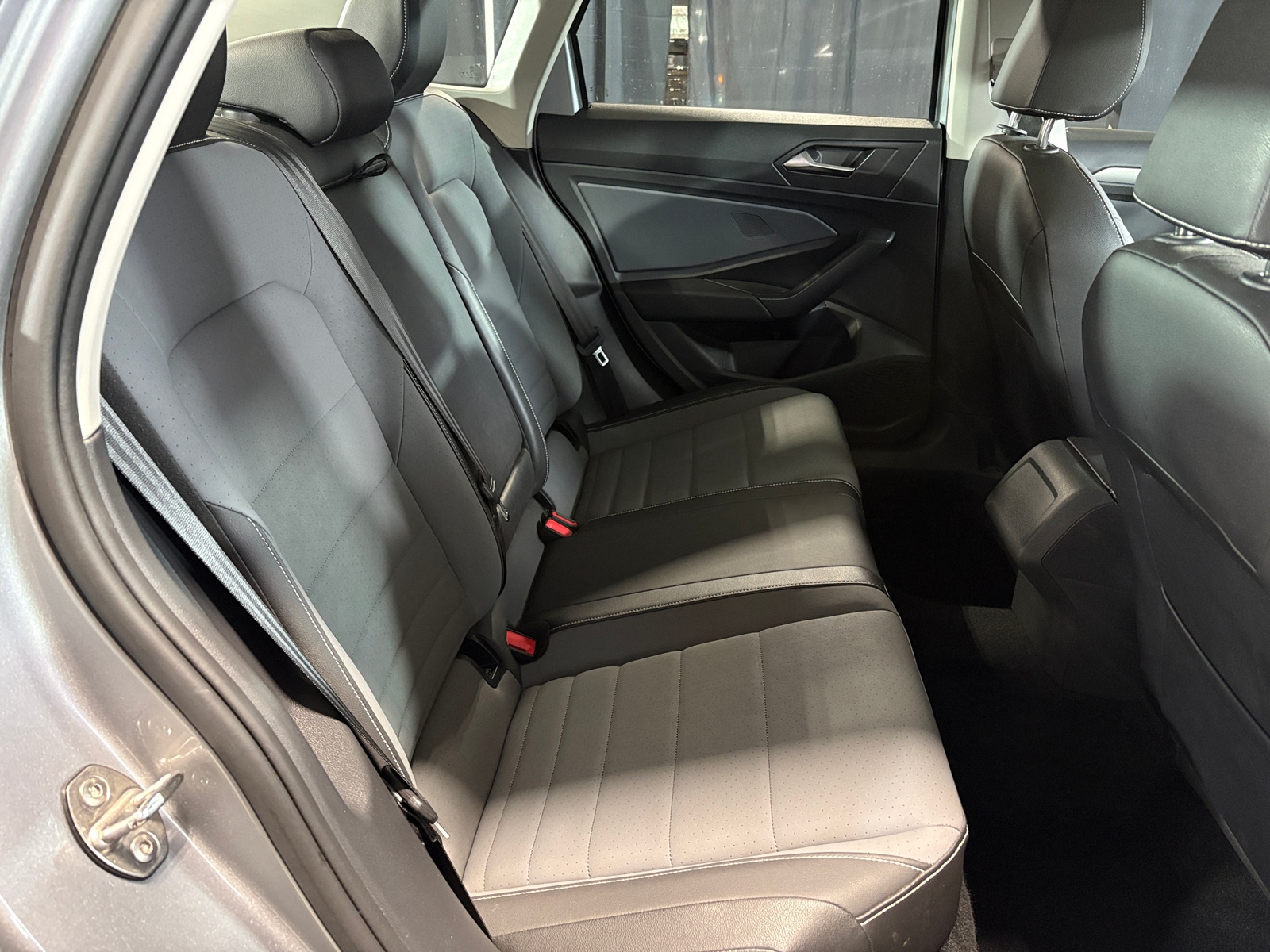 Thumbnail: 2025 Volkswagen Jetta - 5