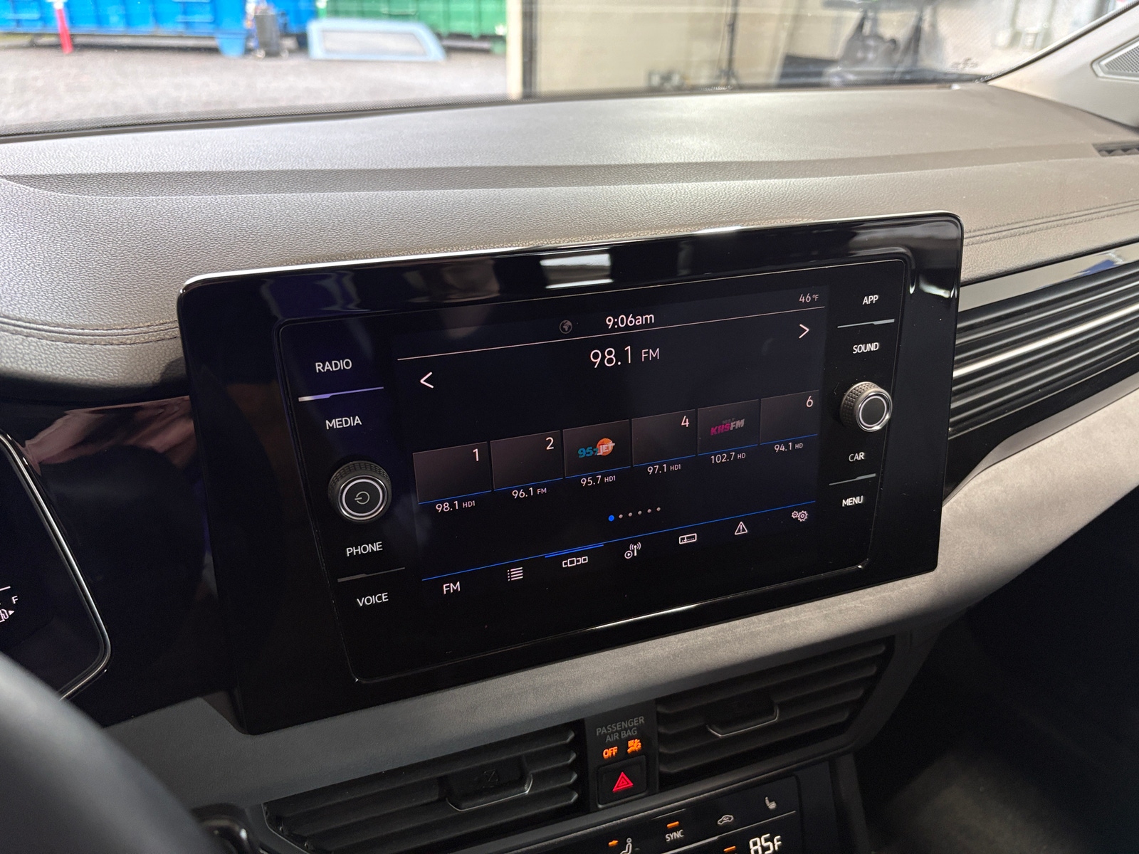 Thumbnail: 2025 Volkswagen Jetta - 3