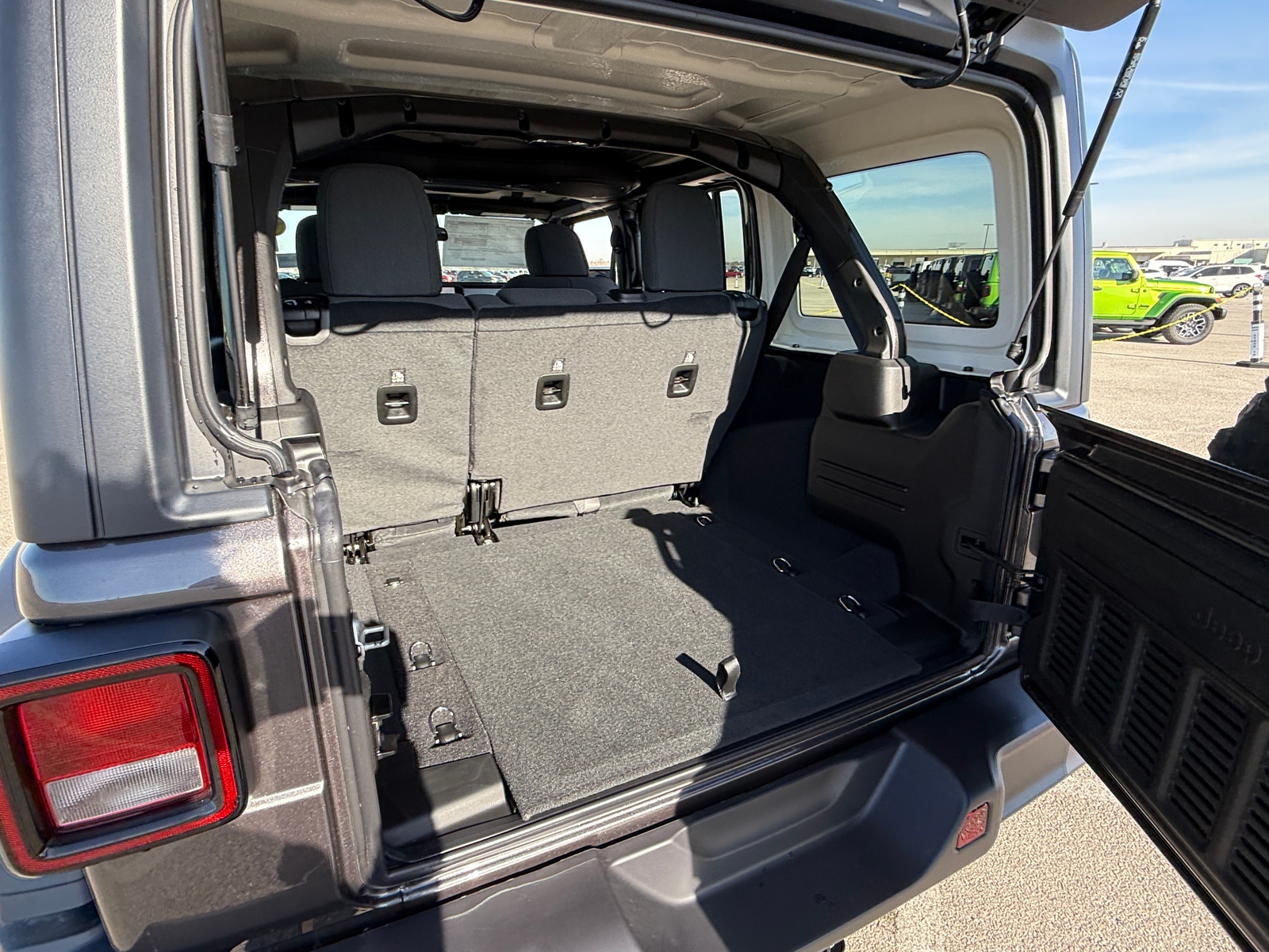 Thumbnail: 2026 Jeep Wrangler - 7