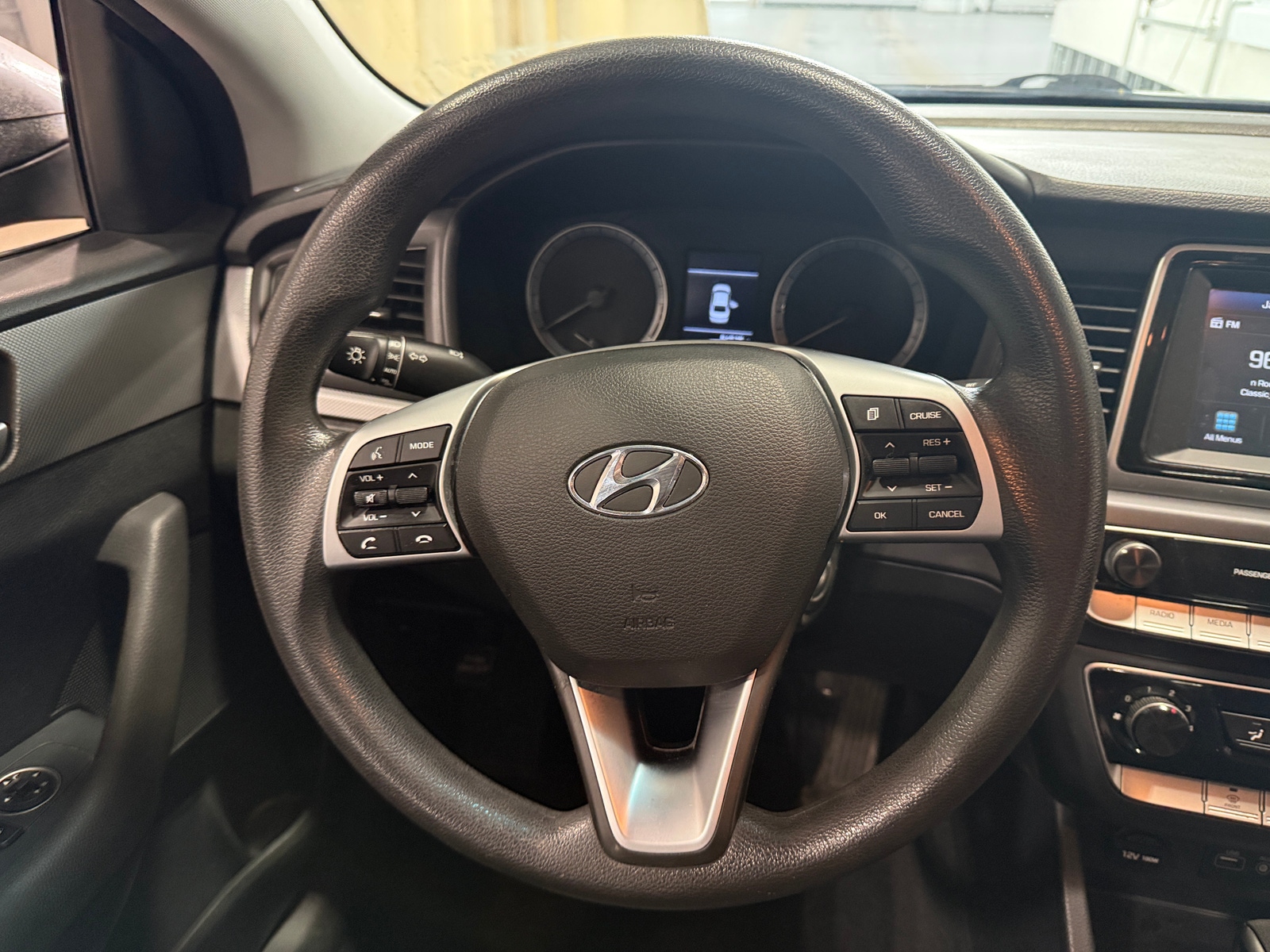 Thumbnail: 2019 Hyundai Sonata - 5