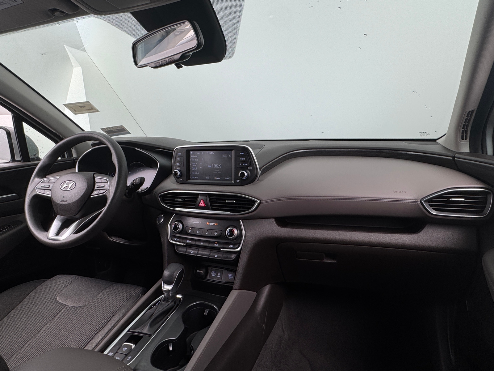 Thumbnail: 2019 Hyundai Santa Fe - 3