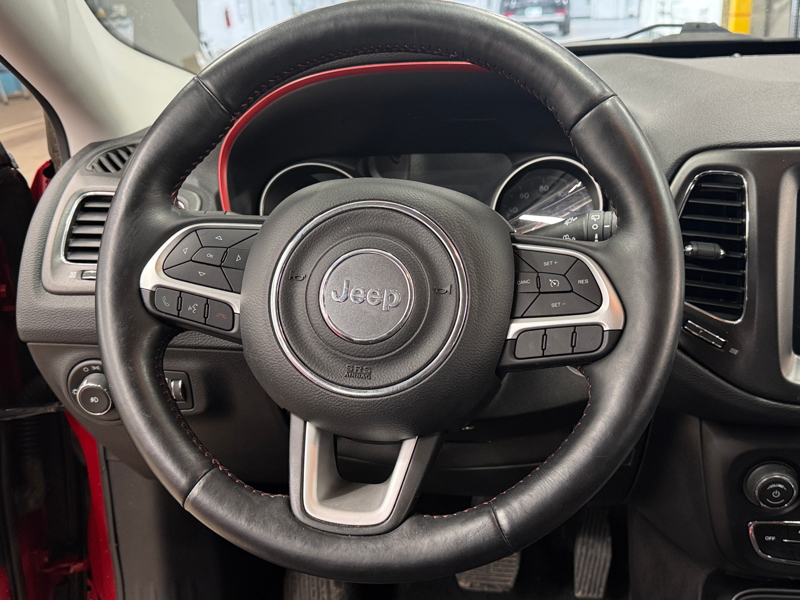 Thumbnail: 2018 Jeep Compass - 4