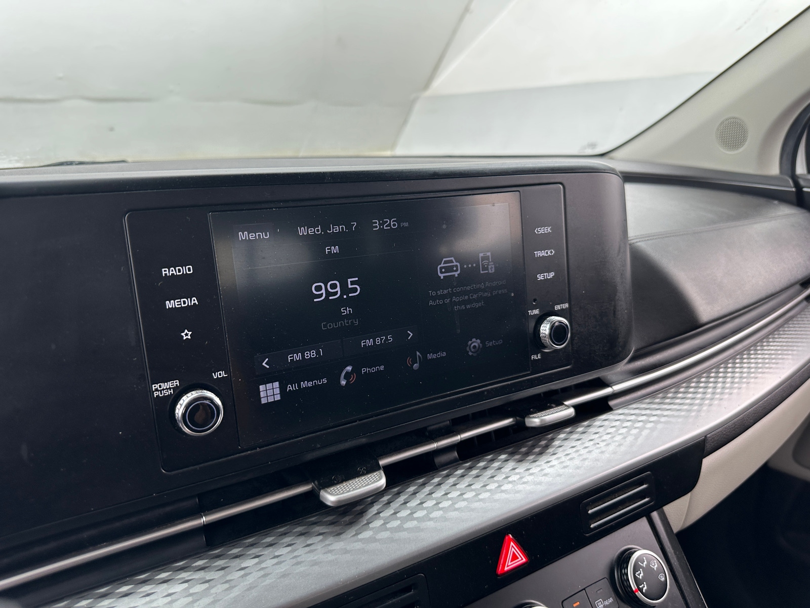 Thumbnail: 2023 Kia Carnival - 4