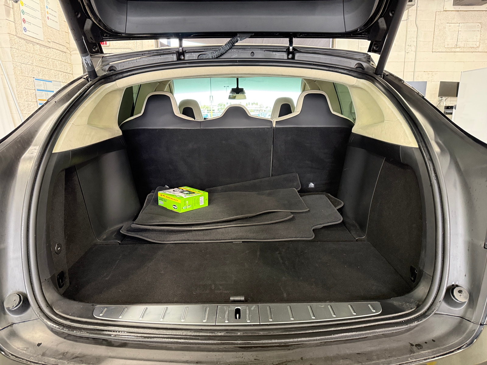 Thumbnail: 2019 Tesla Model X - 6