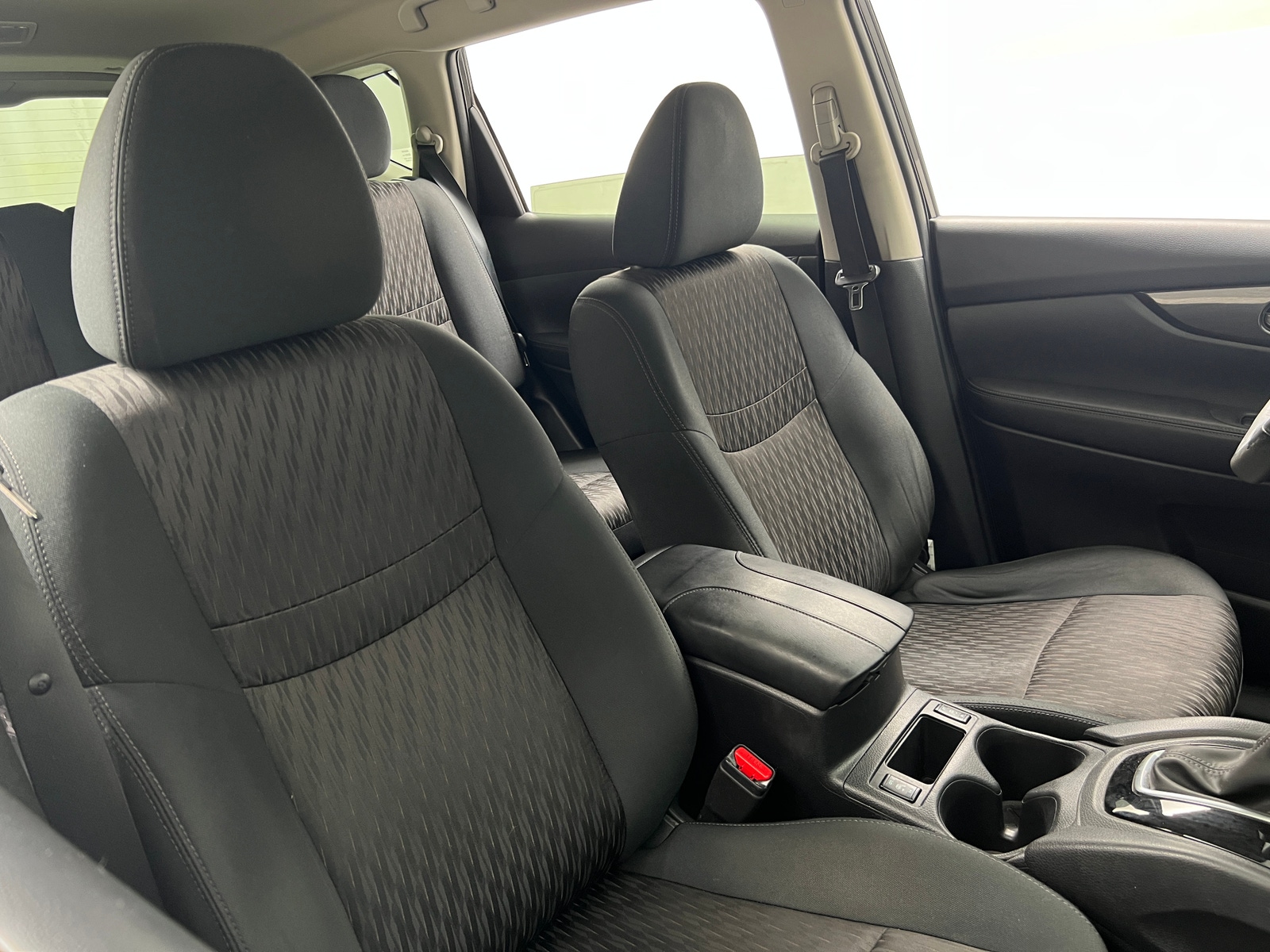 Thumbnail: 2018 Nissan Rogue - 2